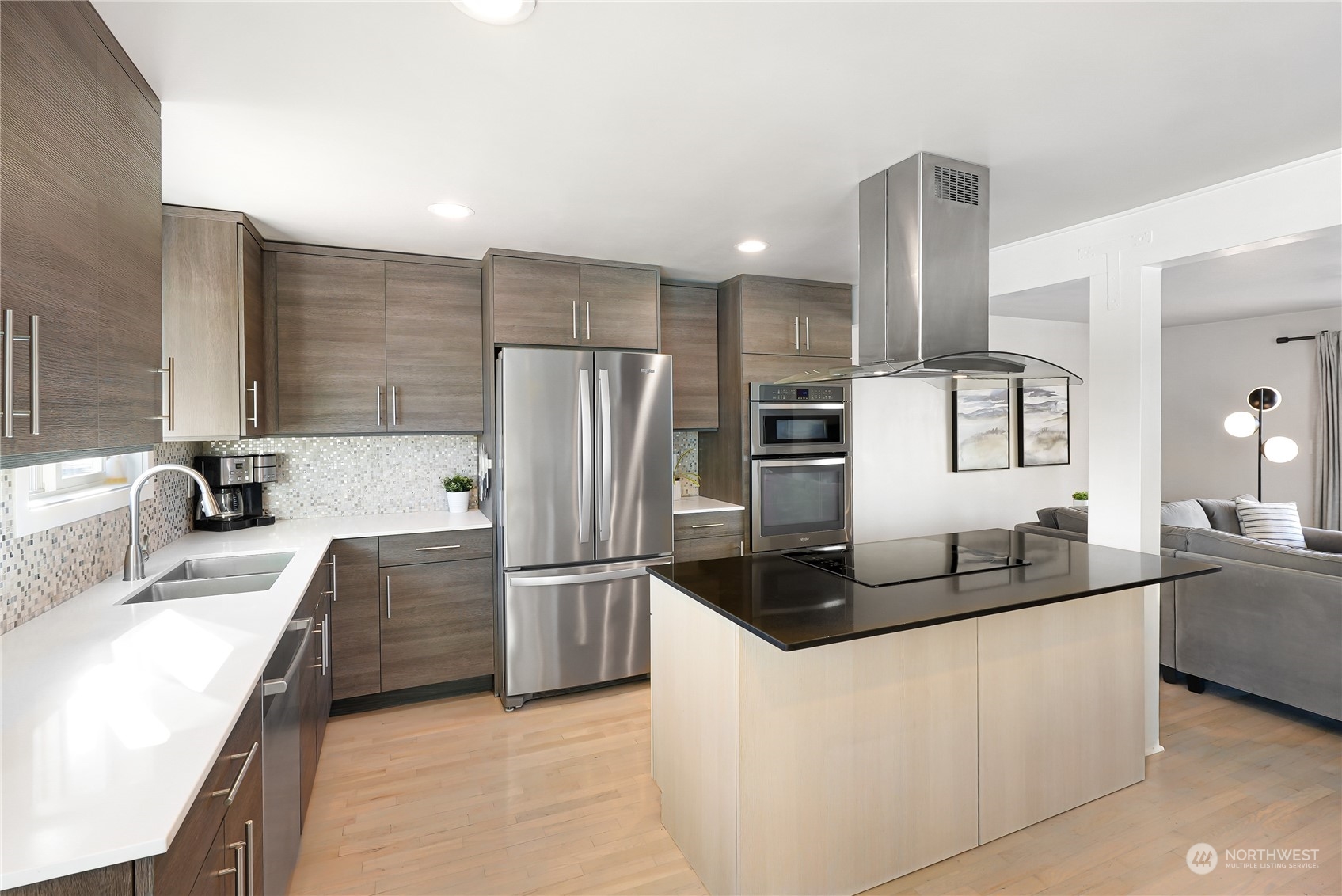 2125 Edmonds Avenue NE