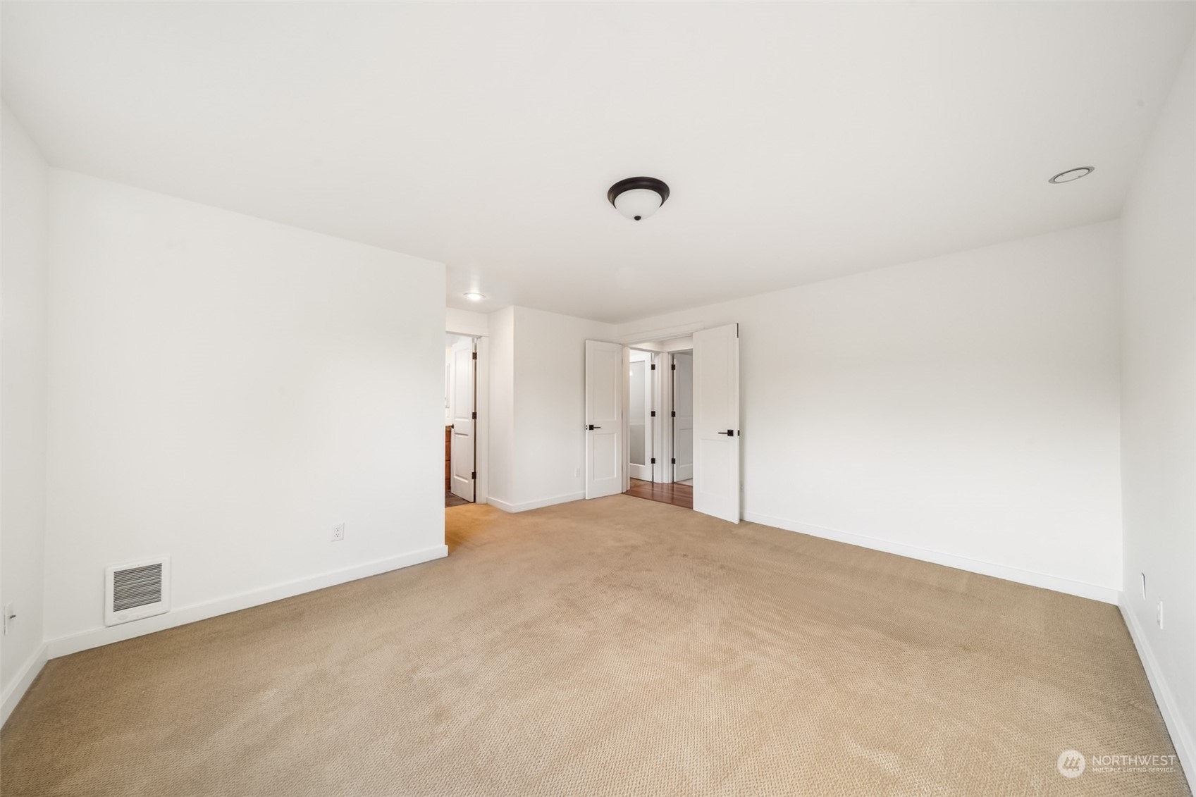 311 Petschauer Place