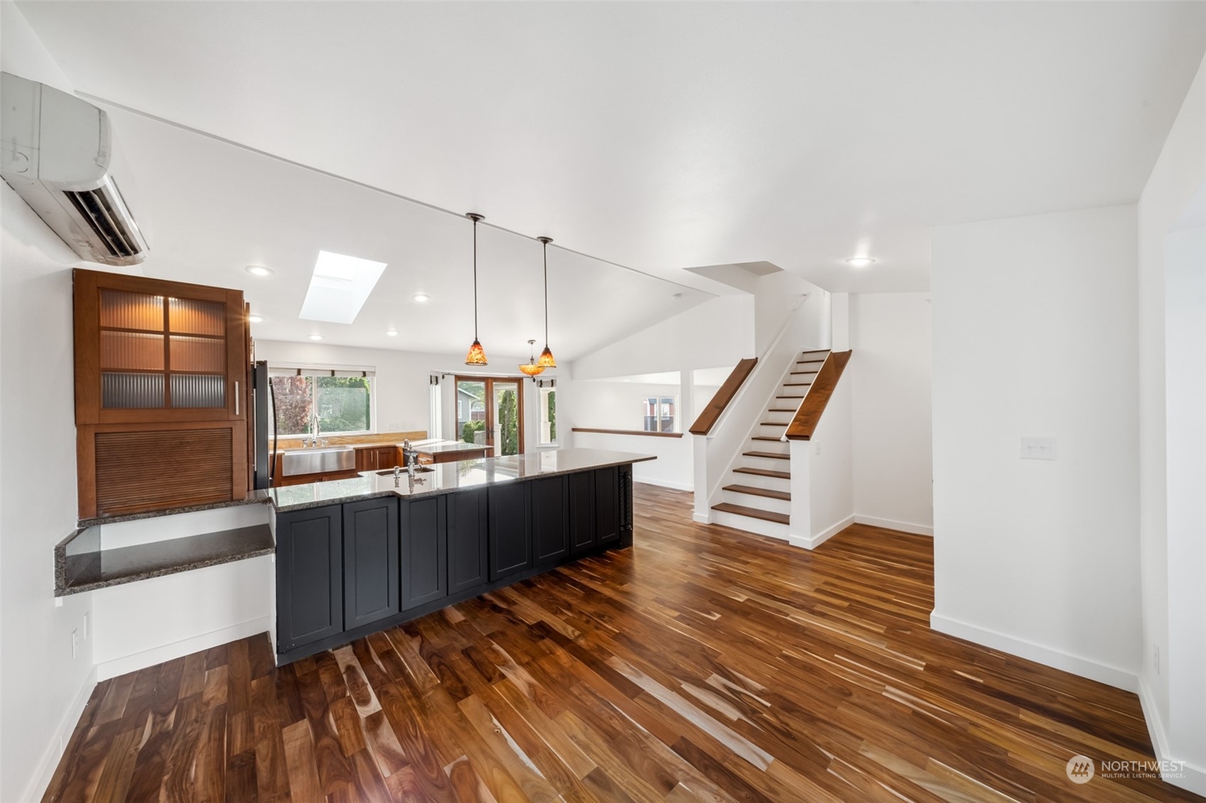 311 Petschauer Place