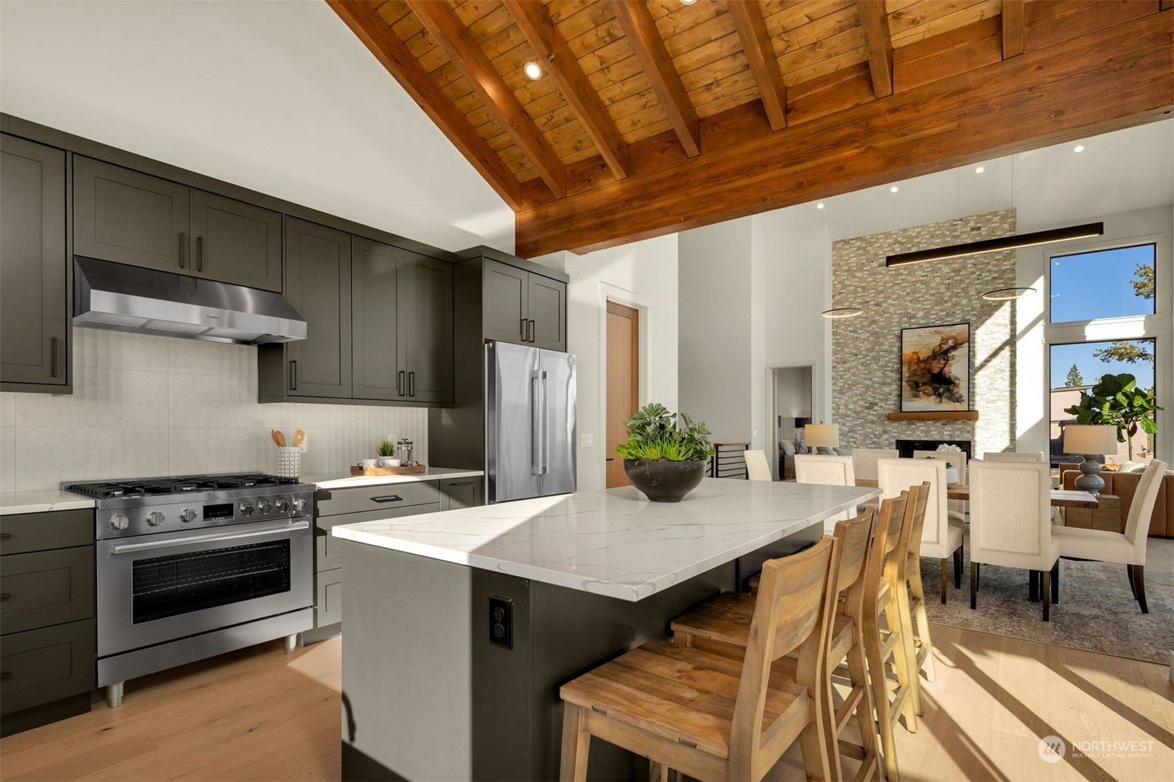 2051 Forest Ridge Drive