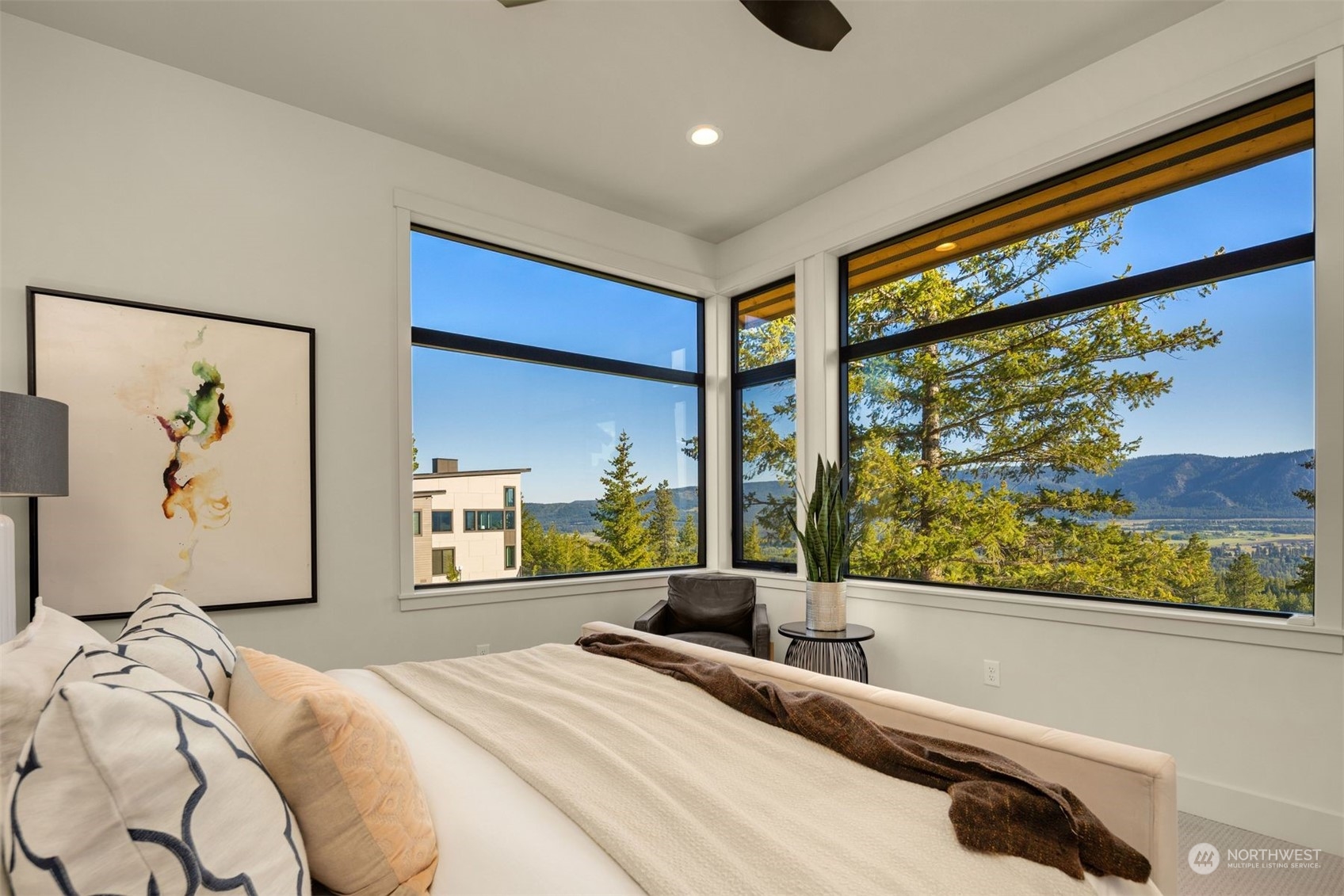 2051 Forest Ridge Drive