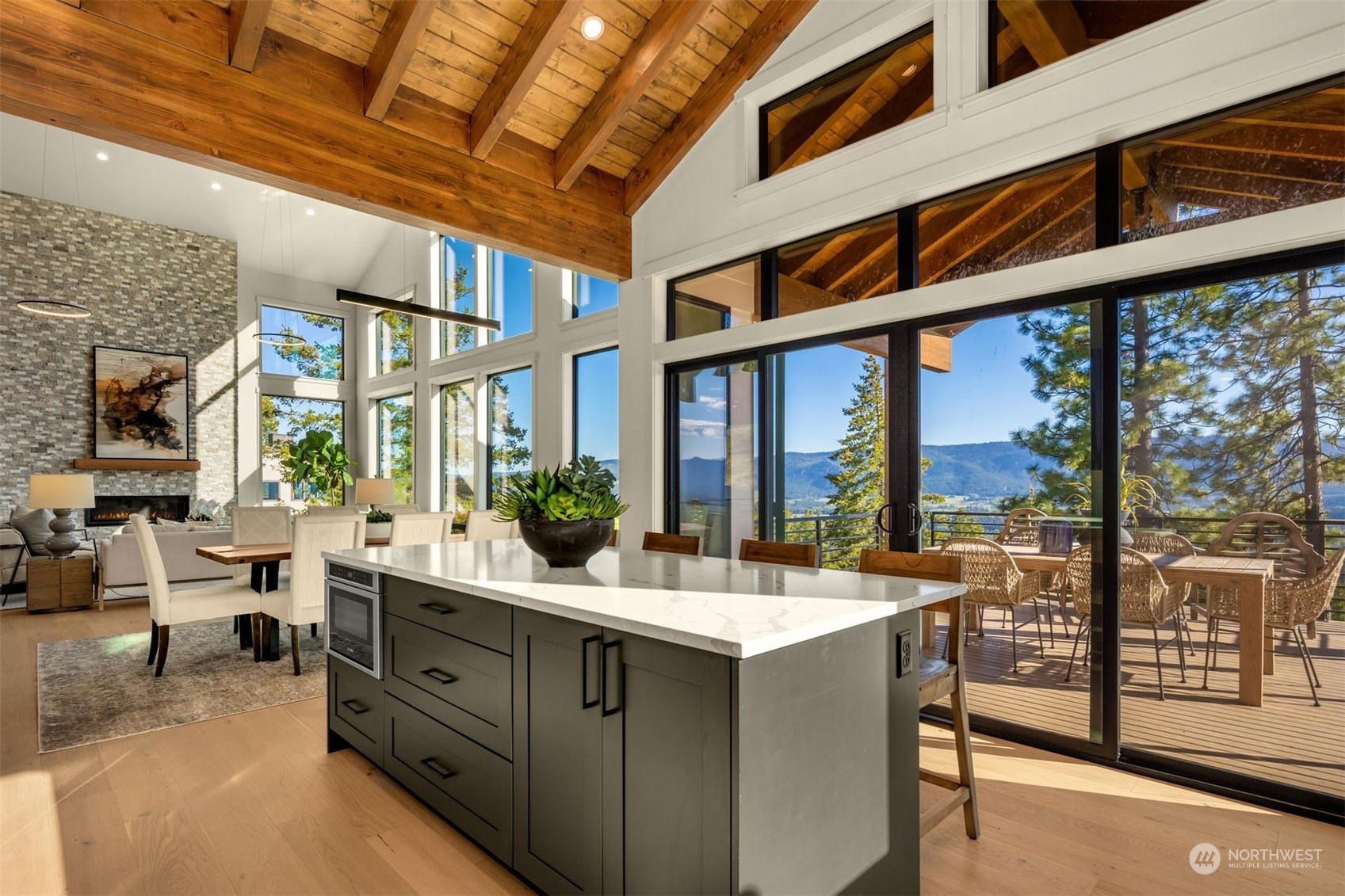 2051 Forest Ridge Drive