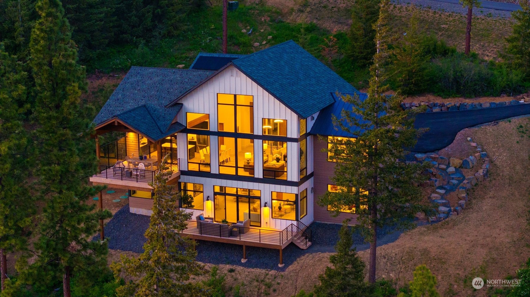 2051 Forest Ridge Drive