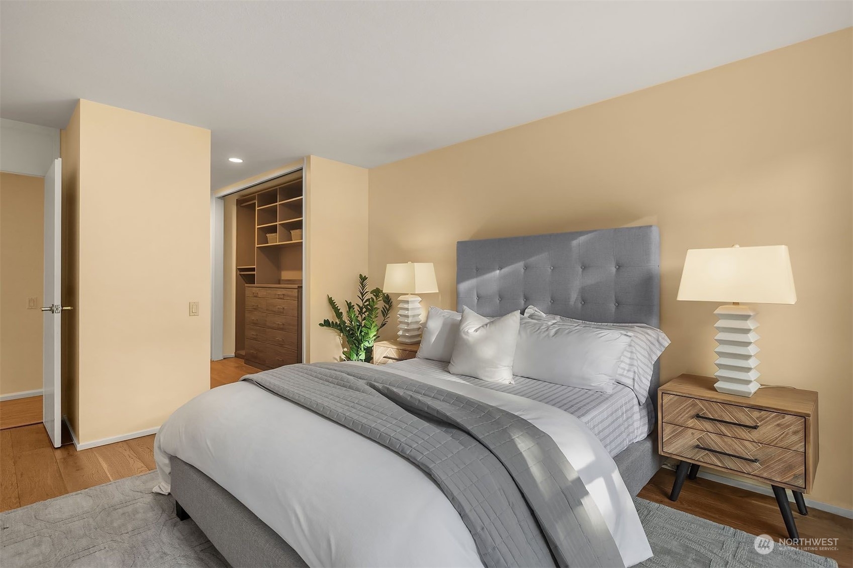 6333 Lake Washington Boulevard NE Unit: 304