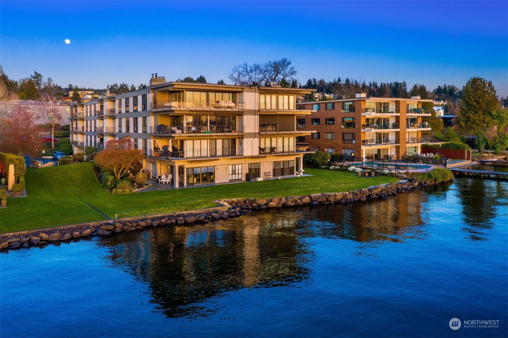 6333 Lake Washington Boulevard NE Unit: 304