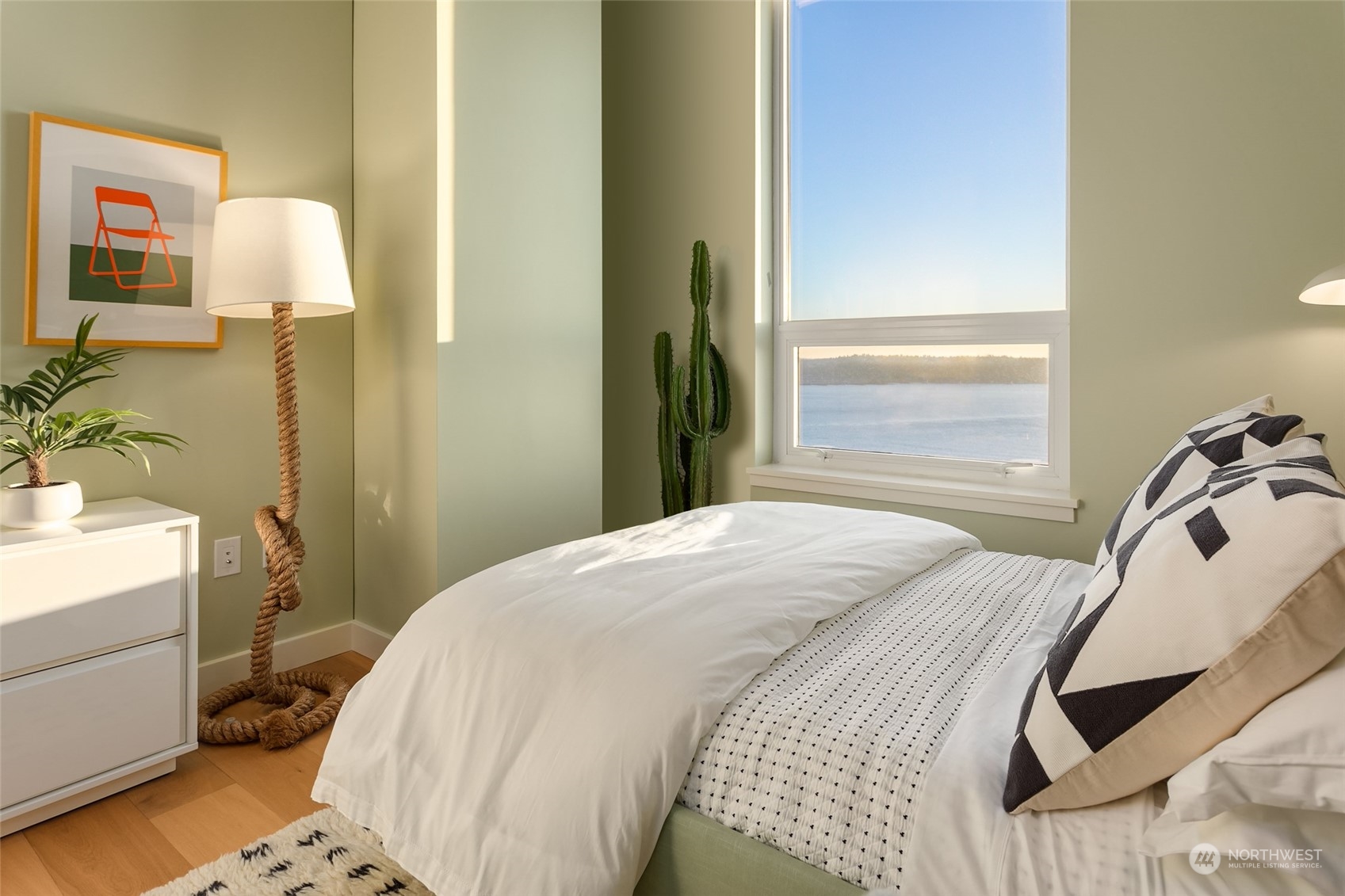 121 Stewart Street Unit: 2207