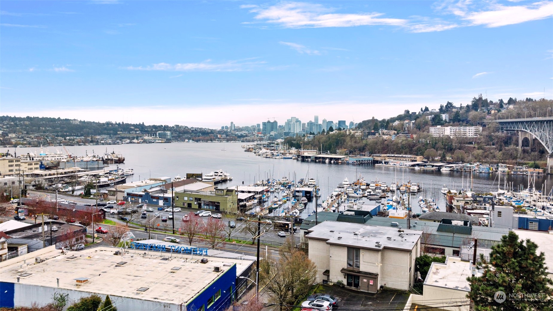 3401 Albion Place N Unit: 7