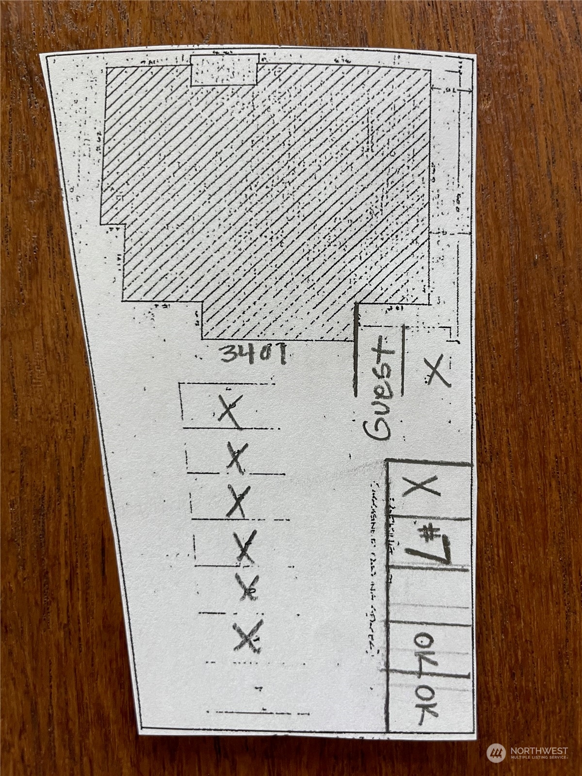 3401 Albion Place N Unit: 7