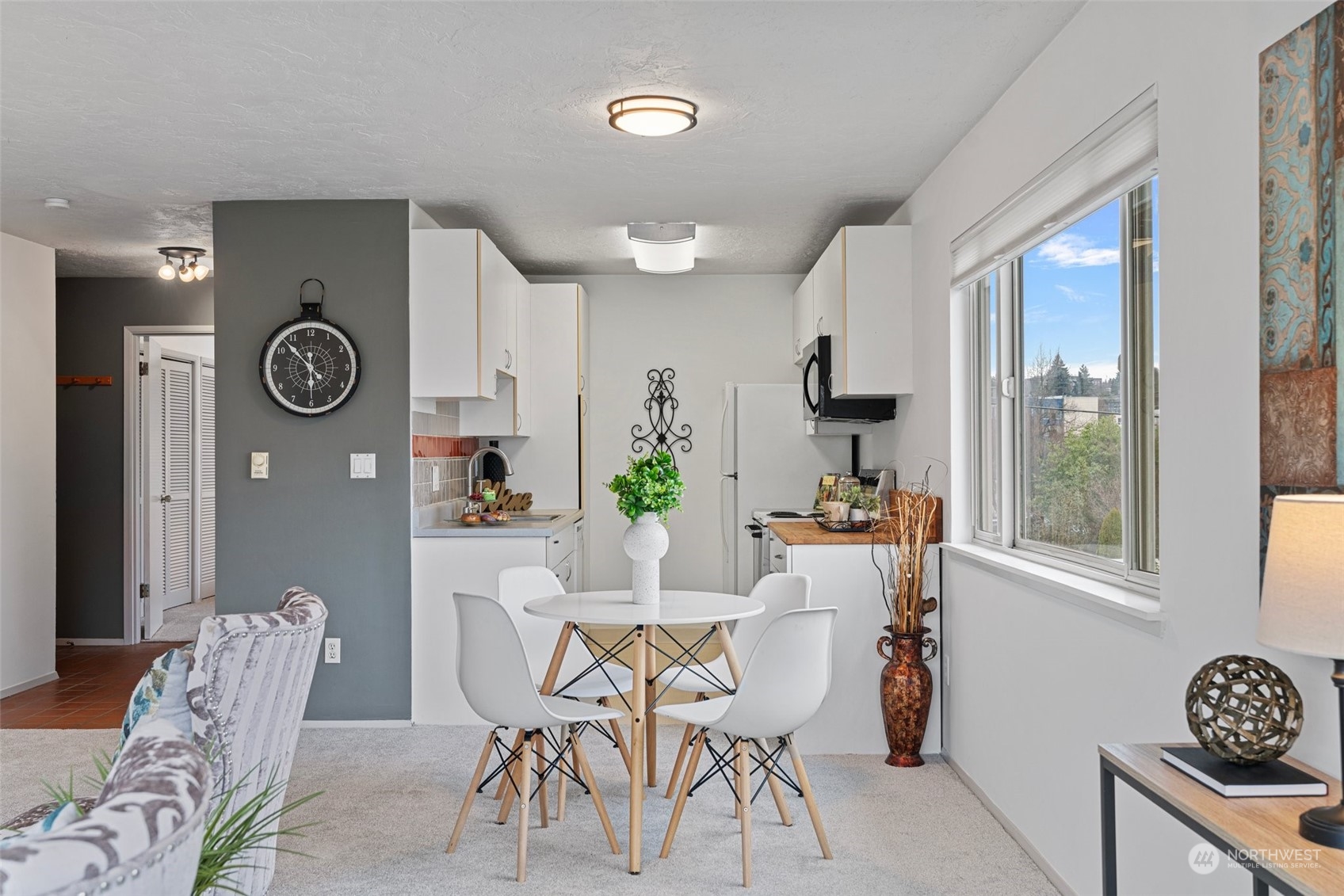 3401 Albion Place N Unit: 7