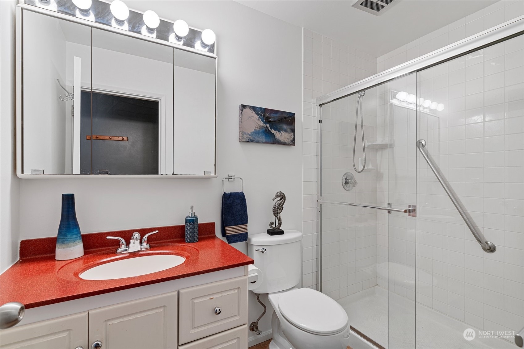 3401 Albion Place N Unit: 7