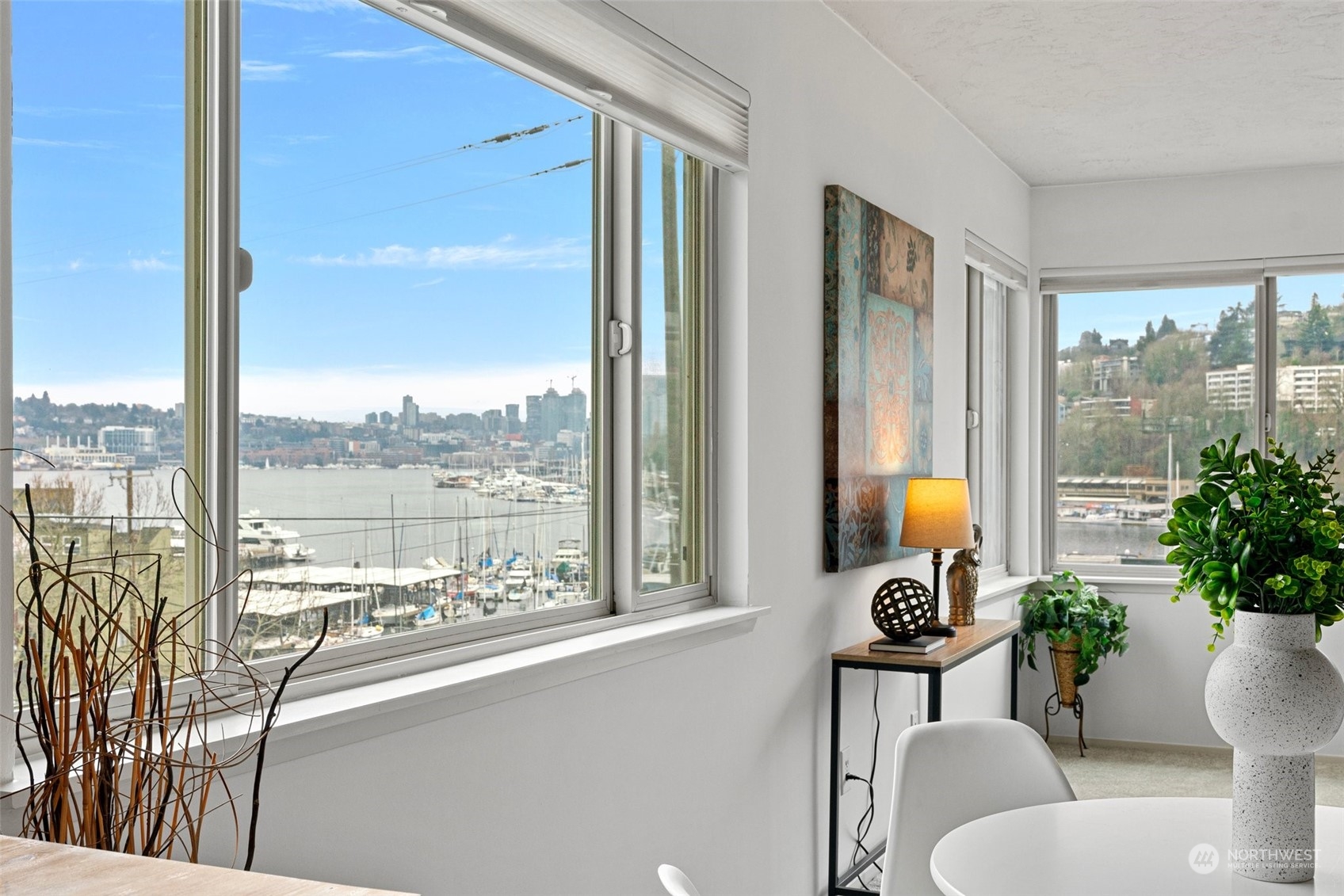 3401 Albion Place N Unit: 7