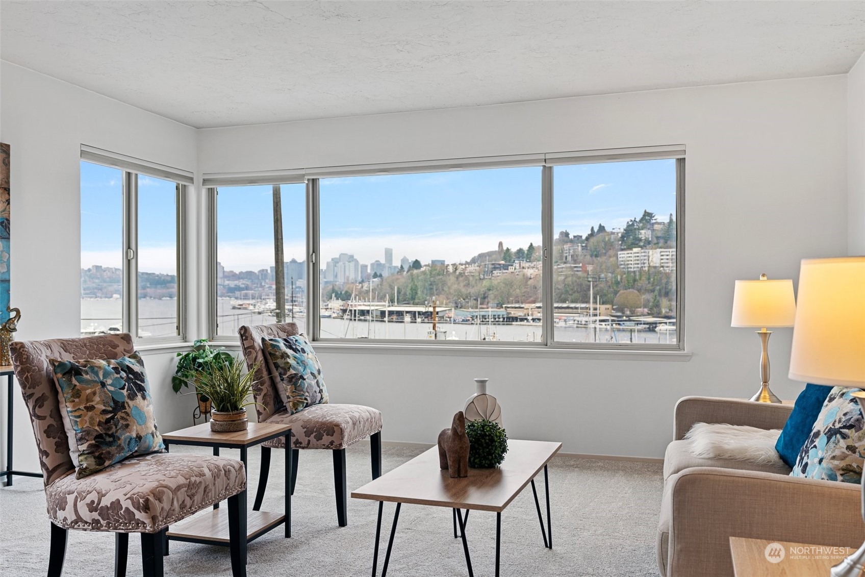 3401 Albion Place N Unit: 7