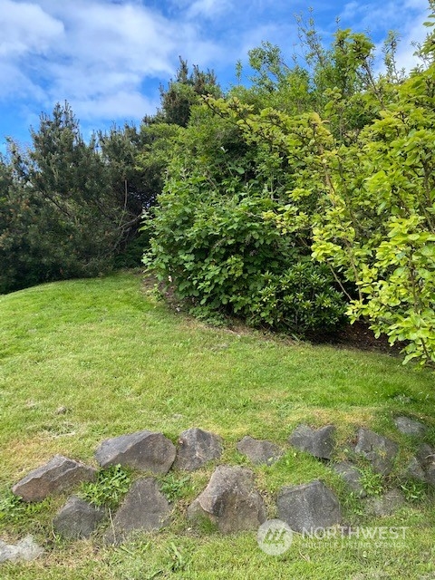 1932 NW Blue Ridge Drive