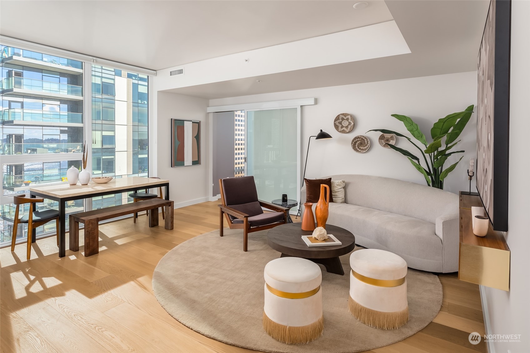 121 Stewart Street Unit: 3102