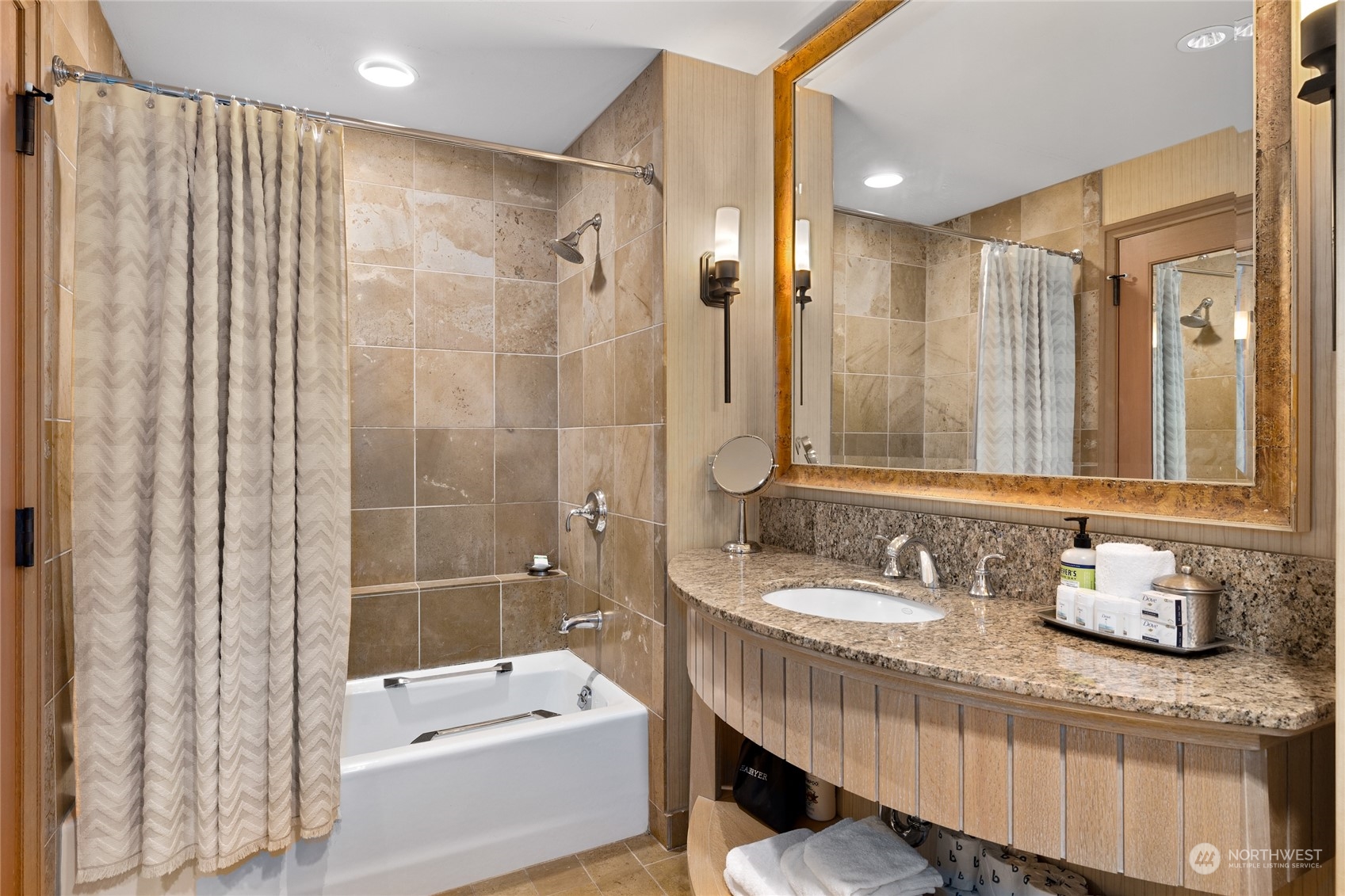 3600 Suncadia Trail Unit: 2068