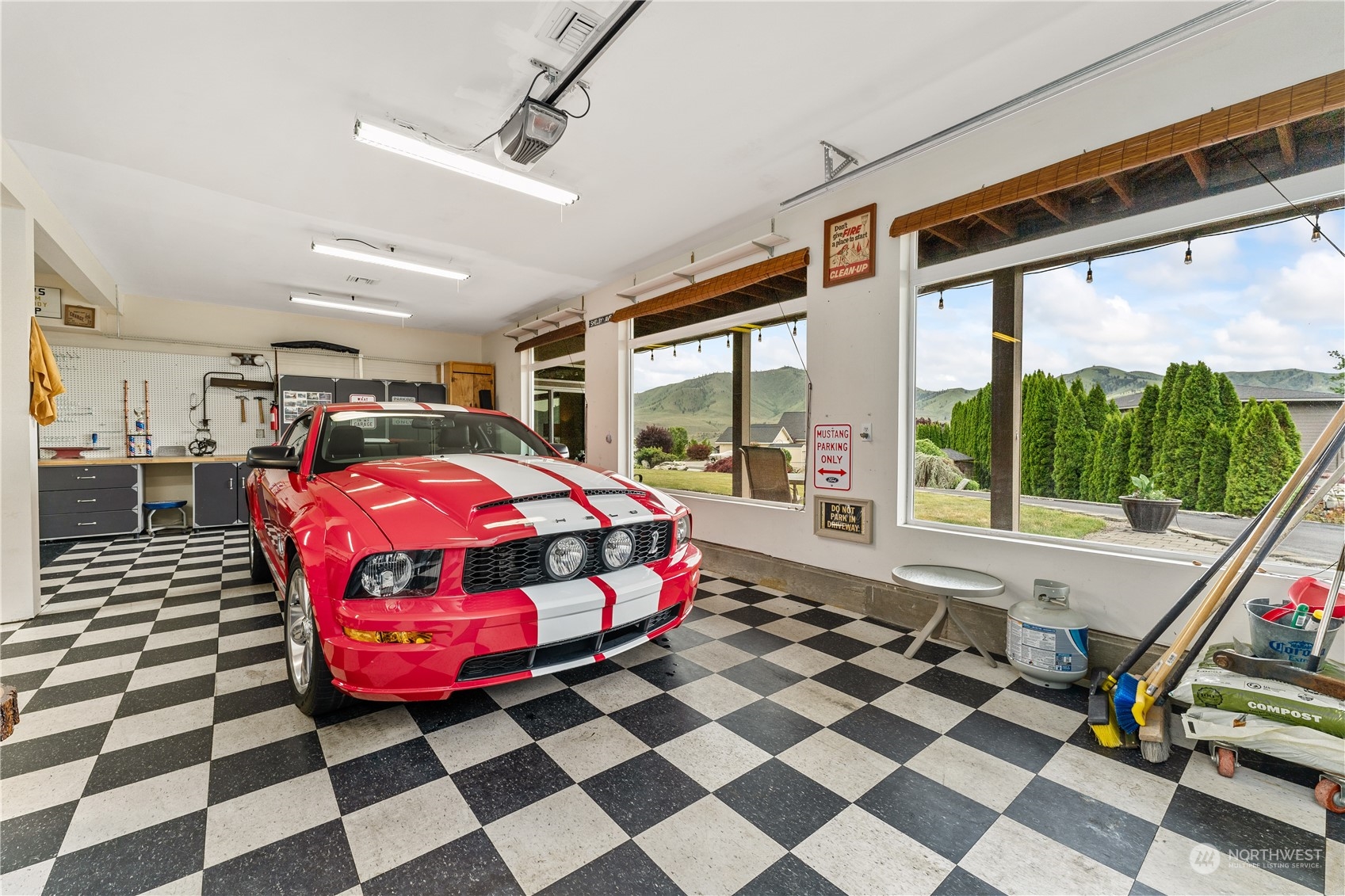 305 Orchard View Drive