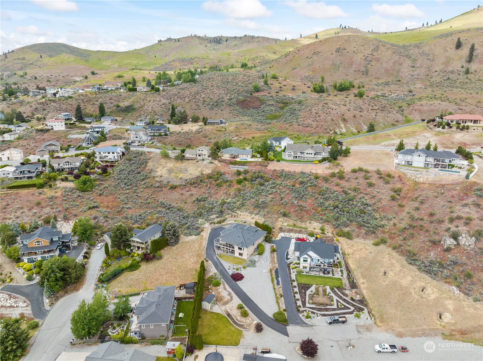 305 Orchard View Drive