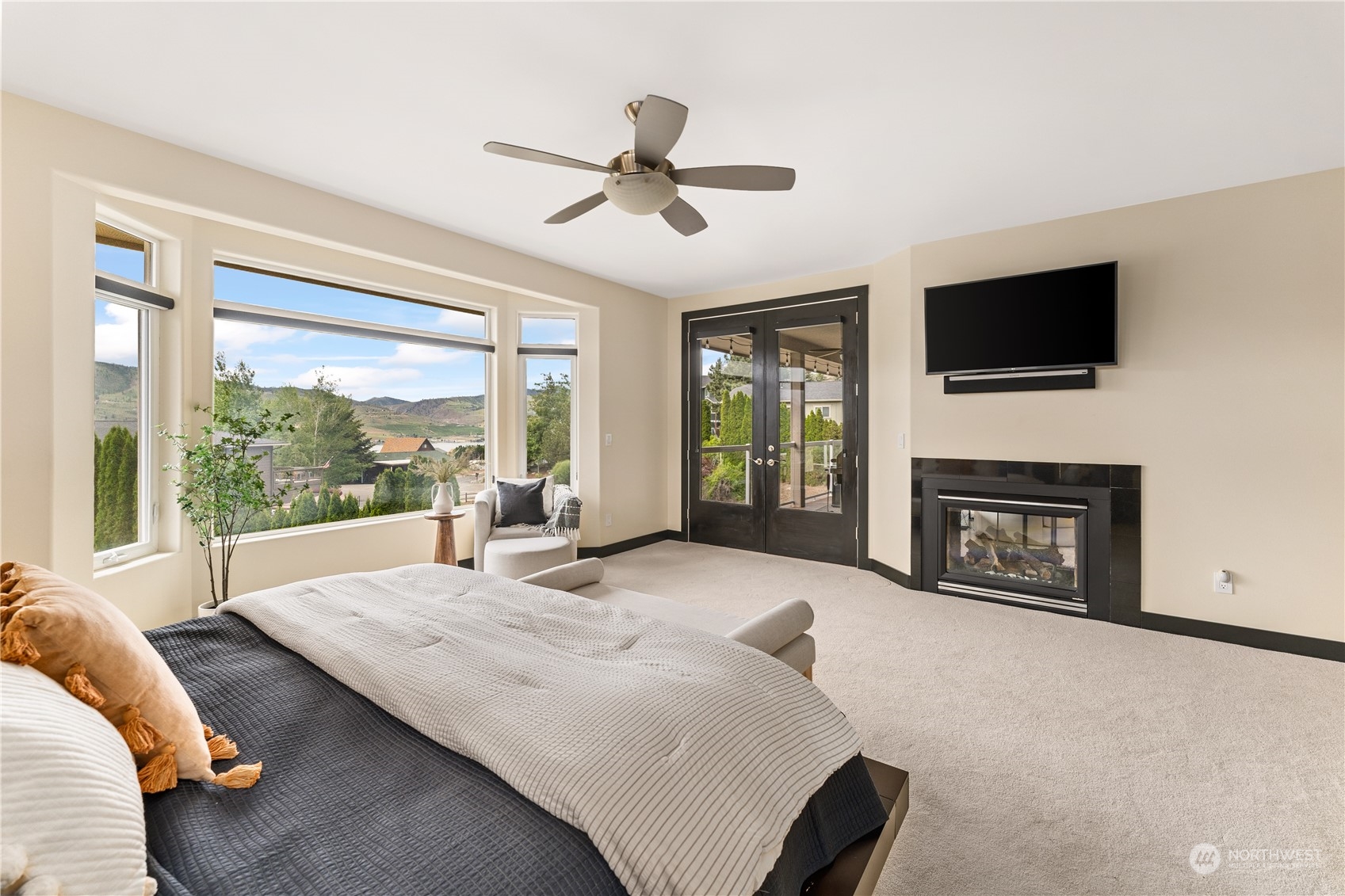 305 Orchard View Drive