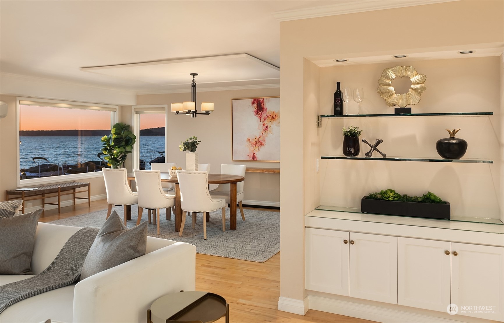 827 Lake Street S Unit: 105