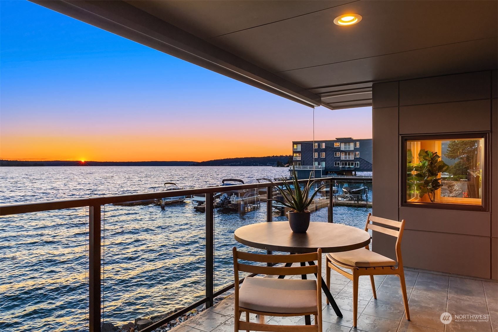 827 Lake Street S Unit: 105