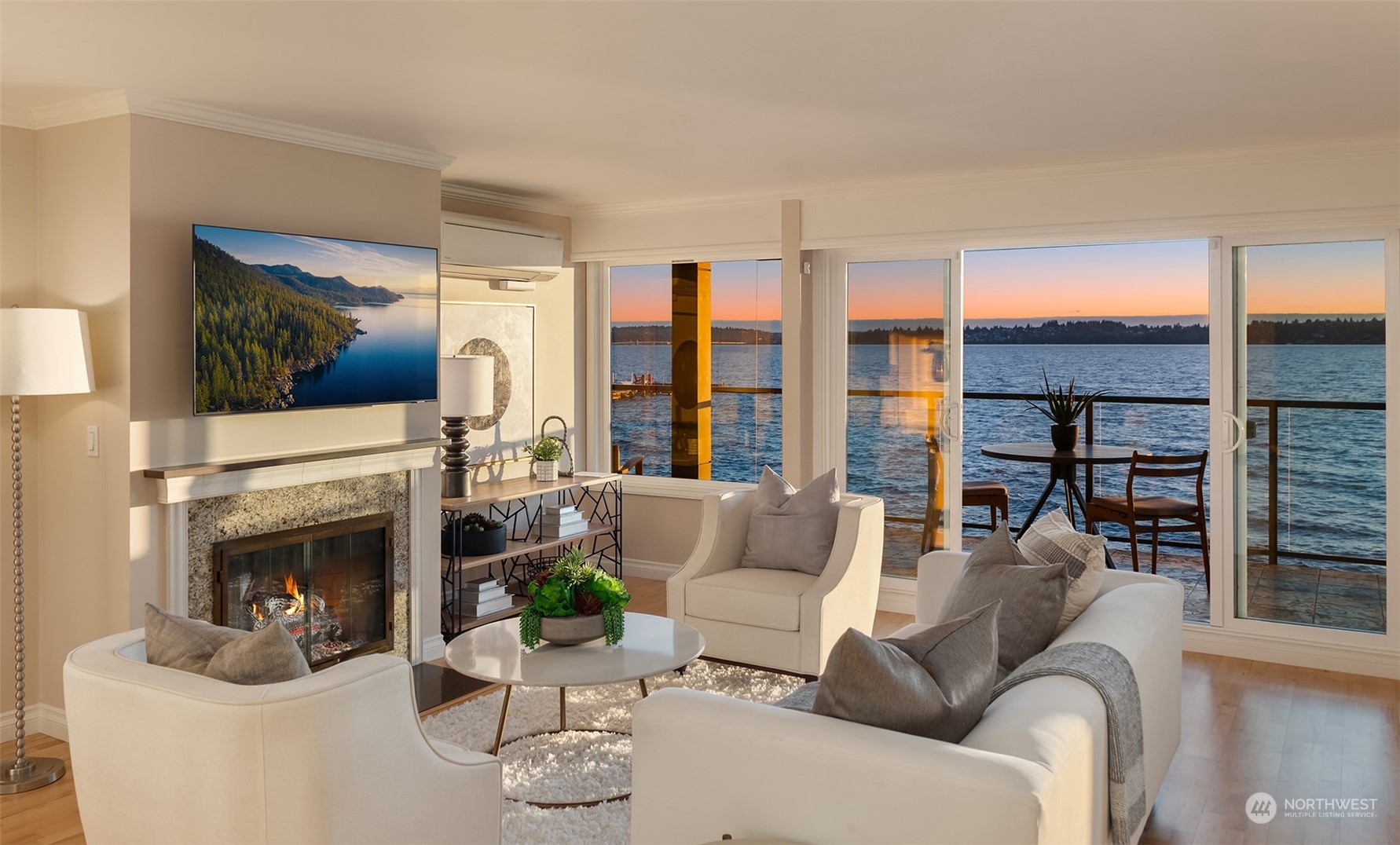 827 Lake Street S Unit: 105