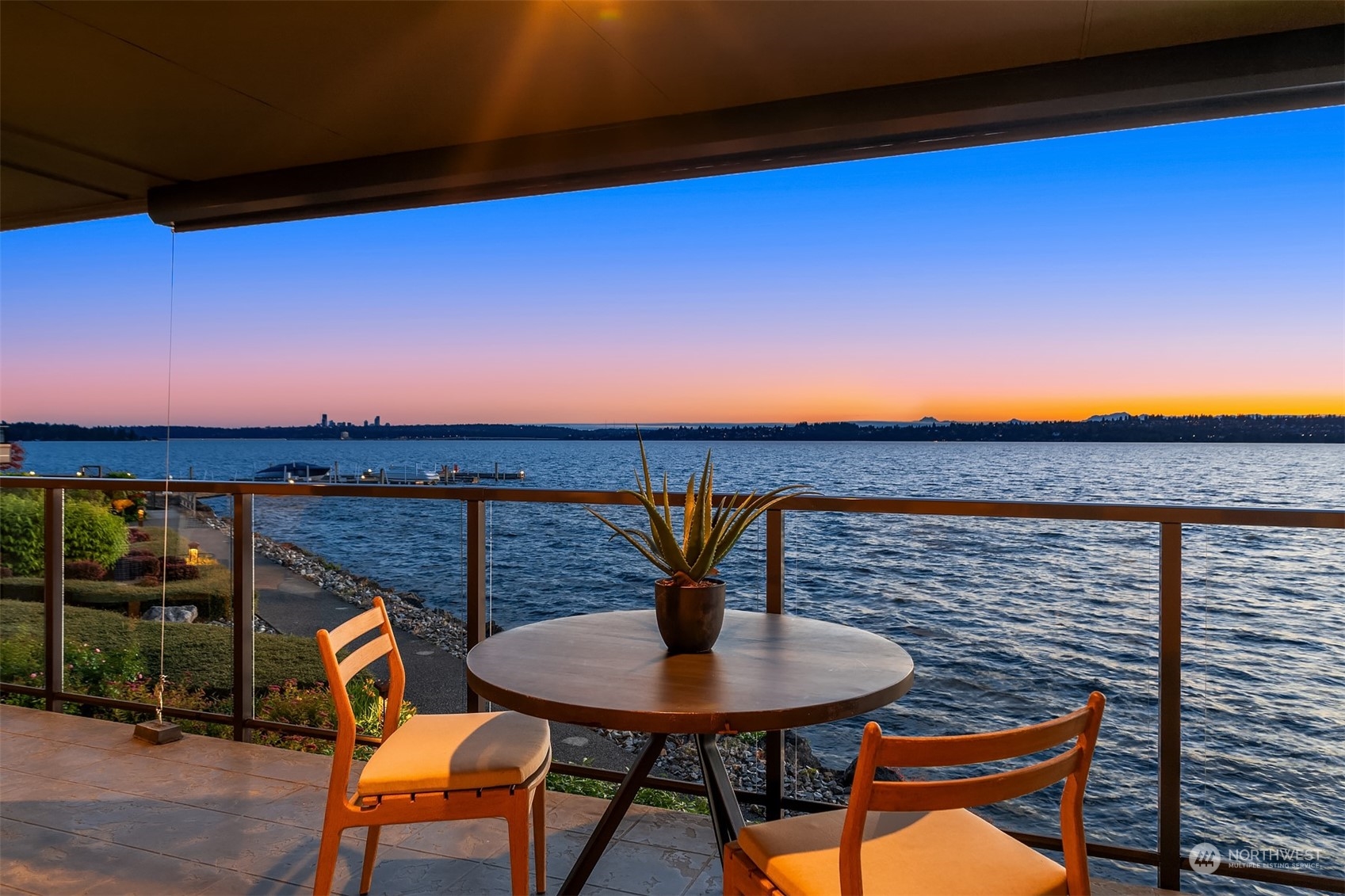 827 Lake Street S Unit: 105