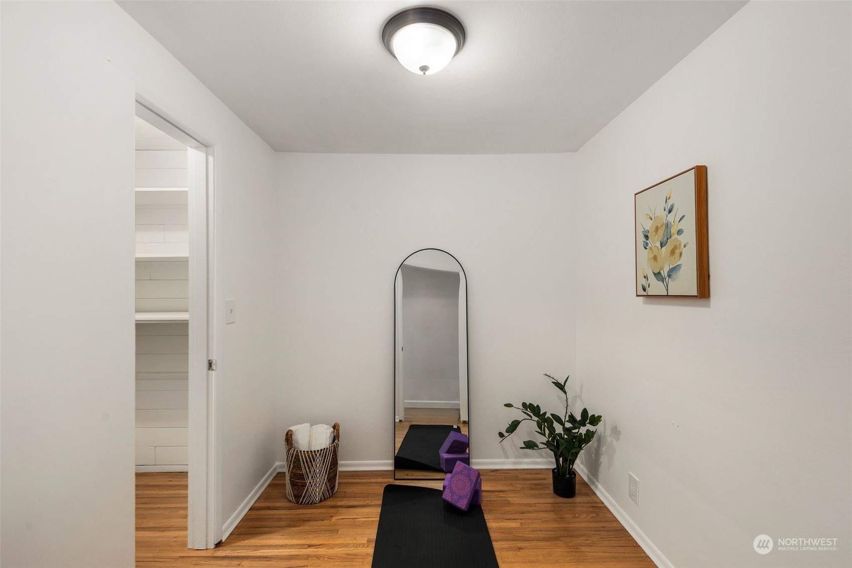 2860 Roosevelt Avenue