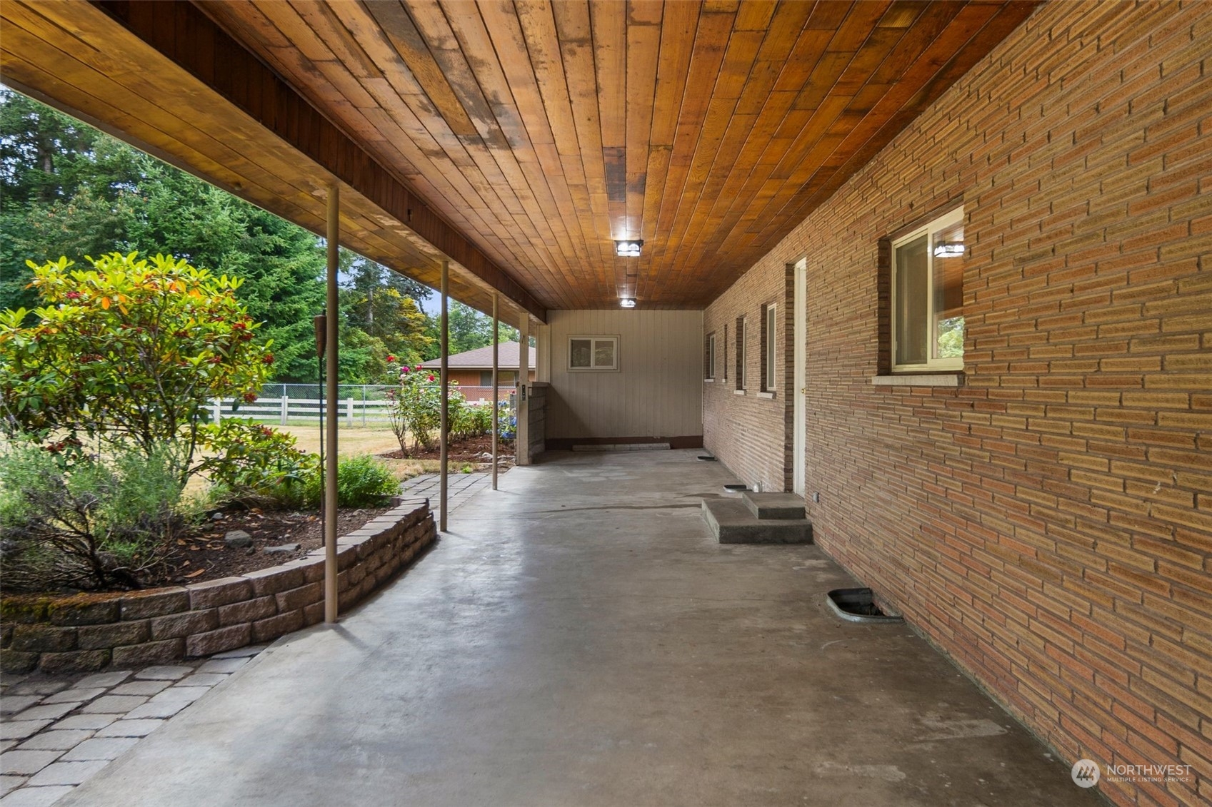 2860 Roosevelt Avenue