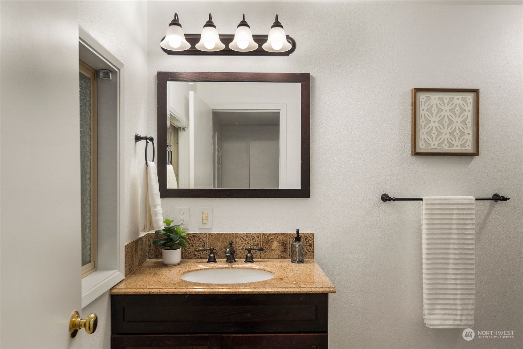 2860 Roosevelt Avenue