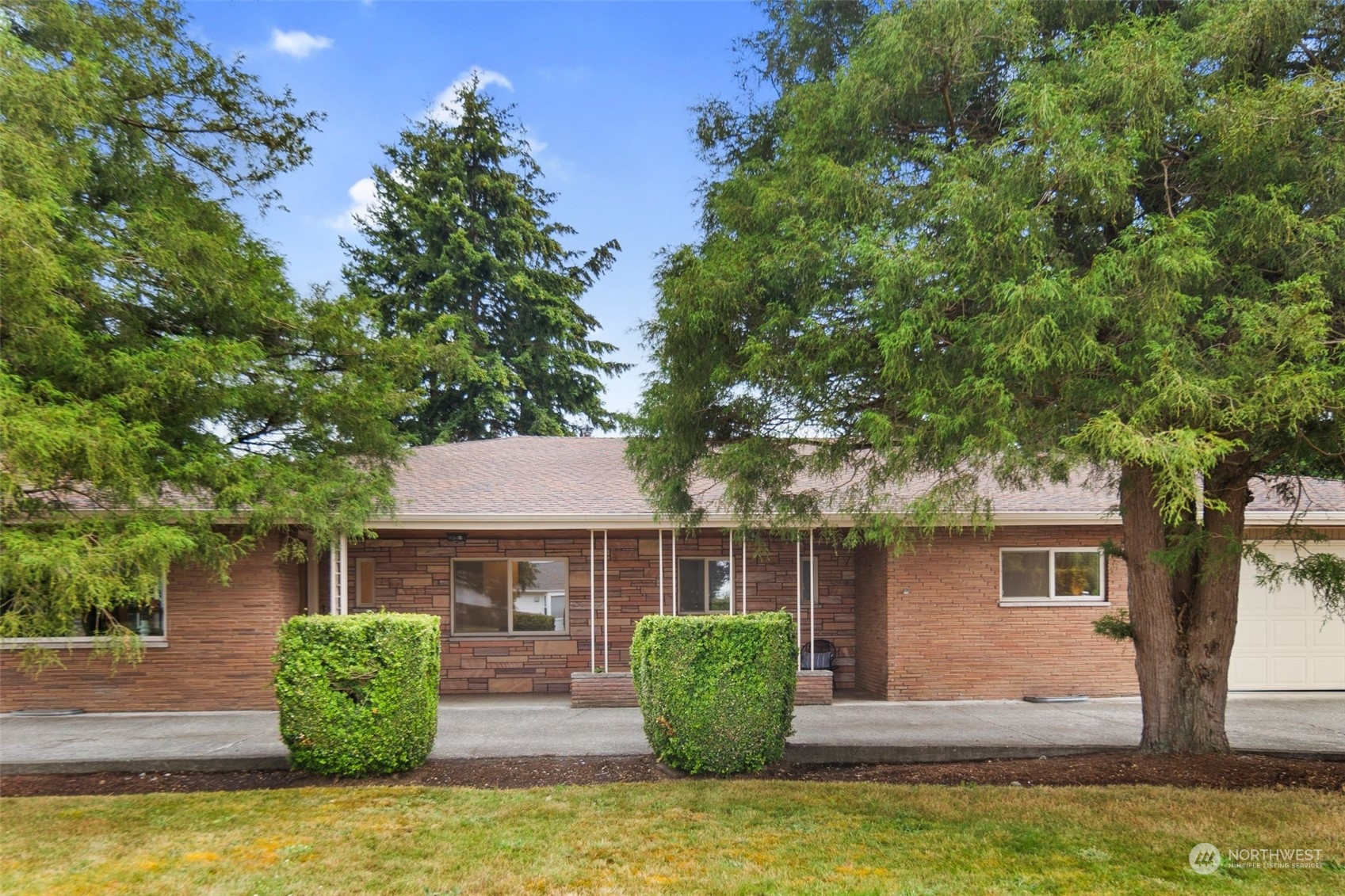 2860 Roosevelt Avenue