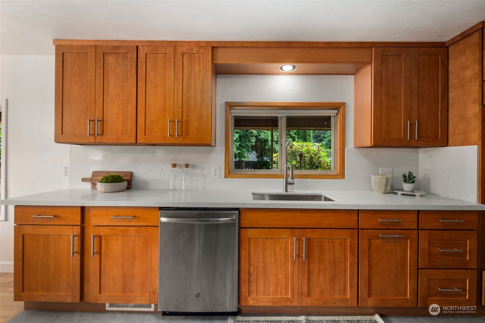 2860 Roosevelt Avenue