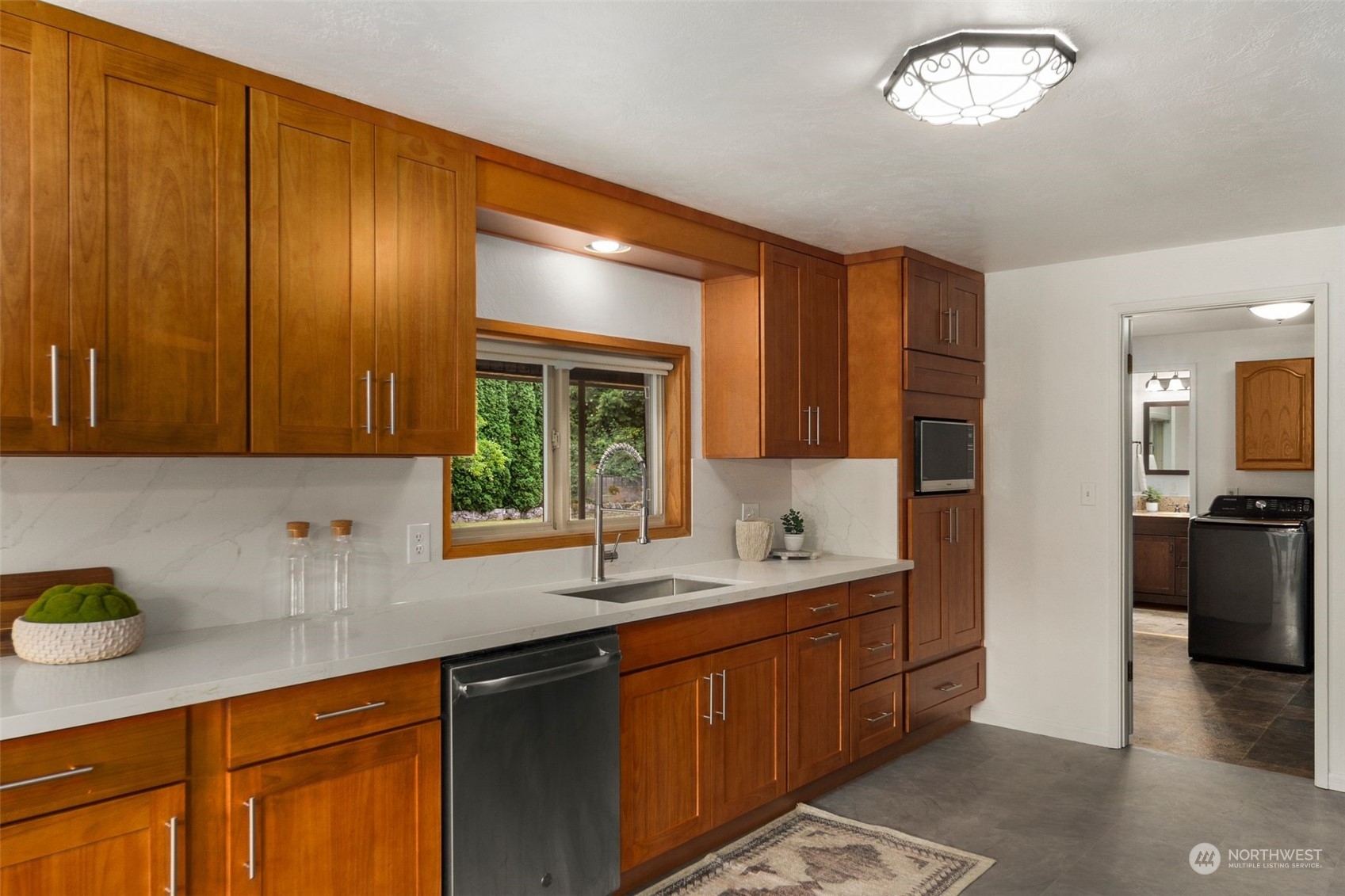 2860 Roosevelt Avenue