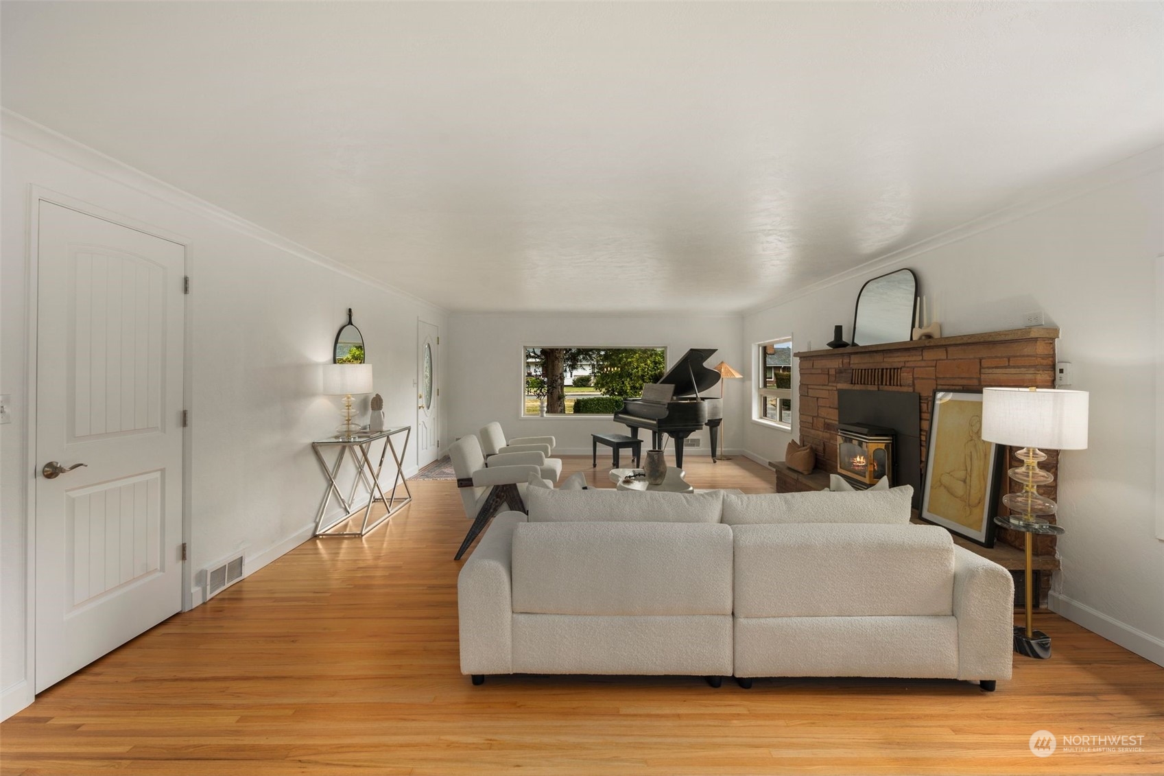 2860 Roosevelt Avenue