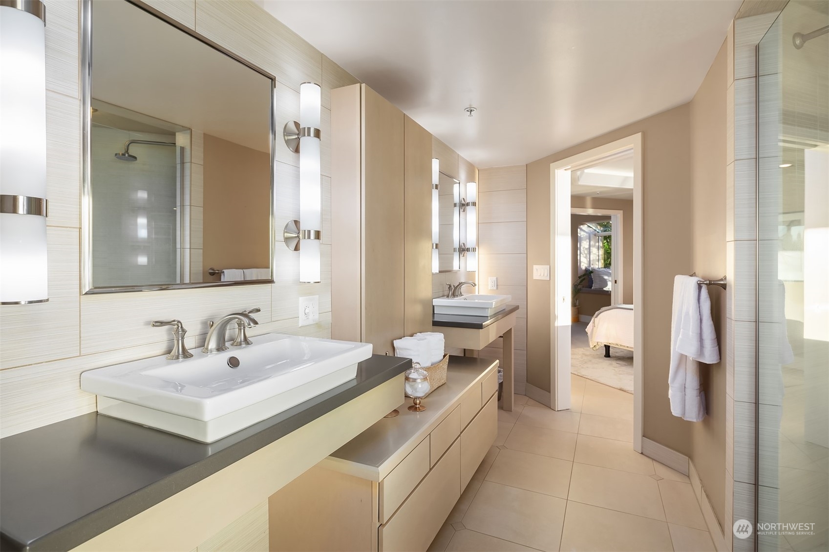 4511 Lake Washington Boulevard NE Unit: 1