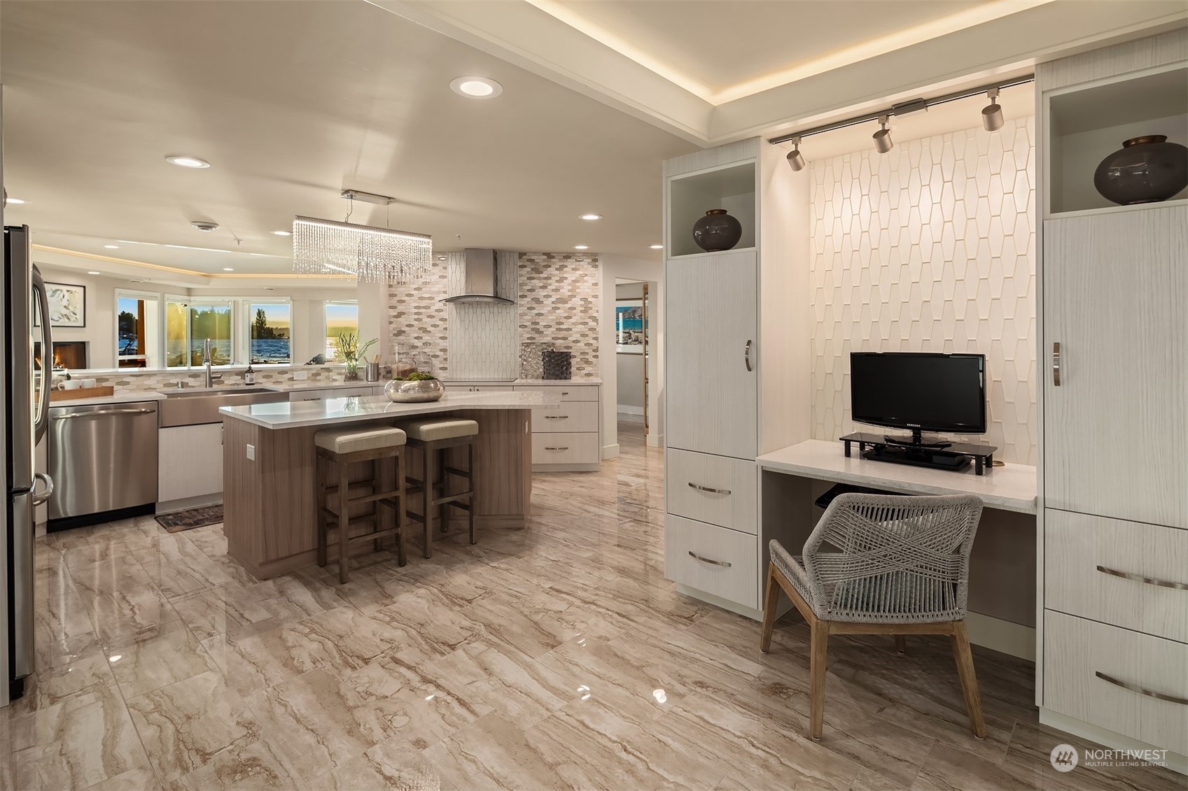 4511 Lake Washington Boulevard NE Unit: 1