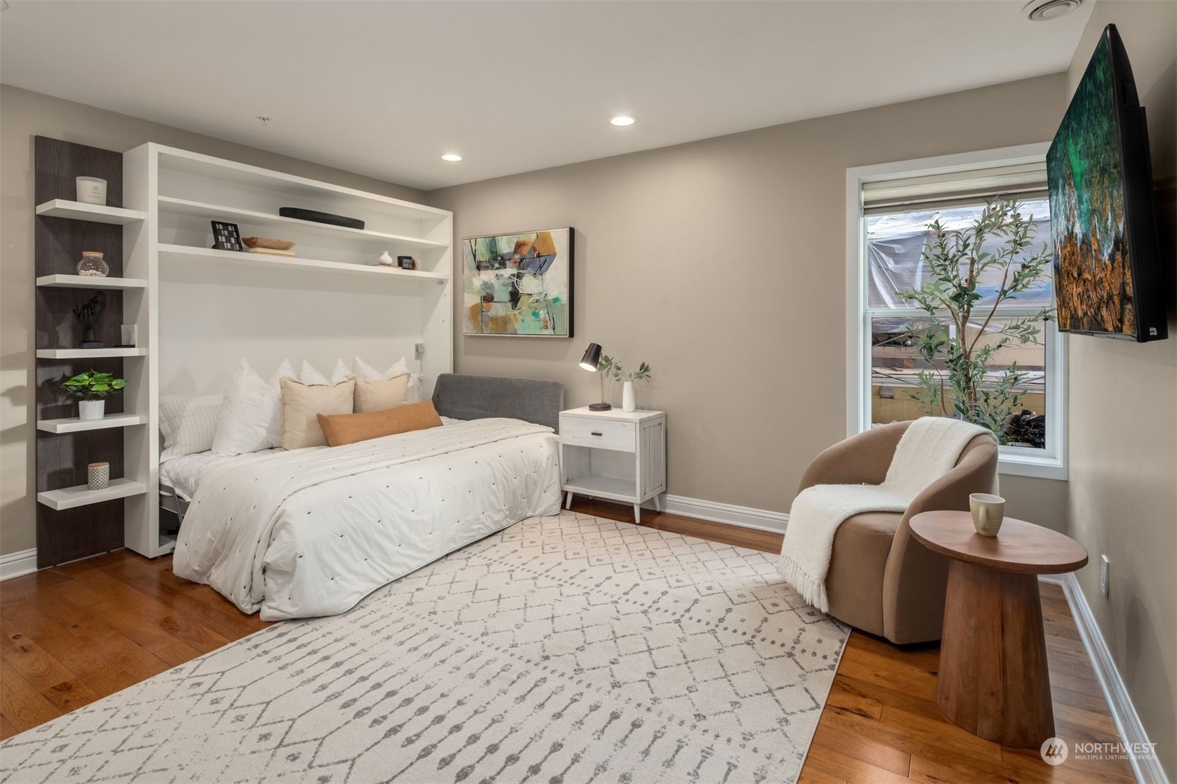 4511 Lake Washington Boulevard NE Unit: 2