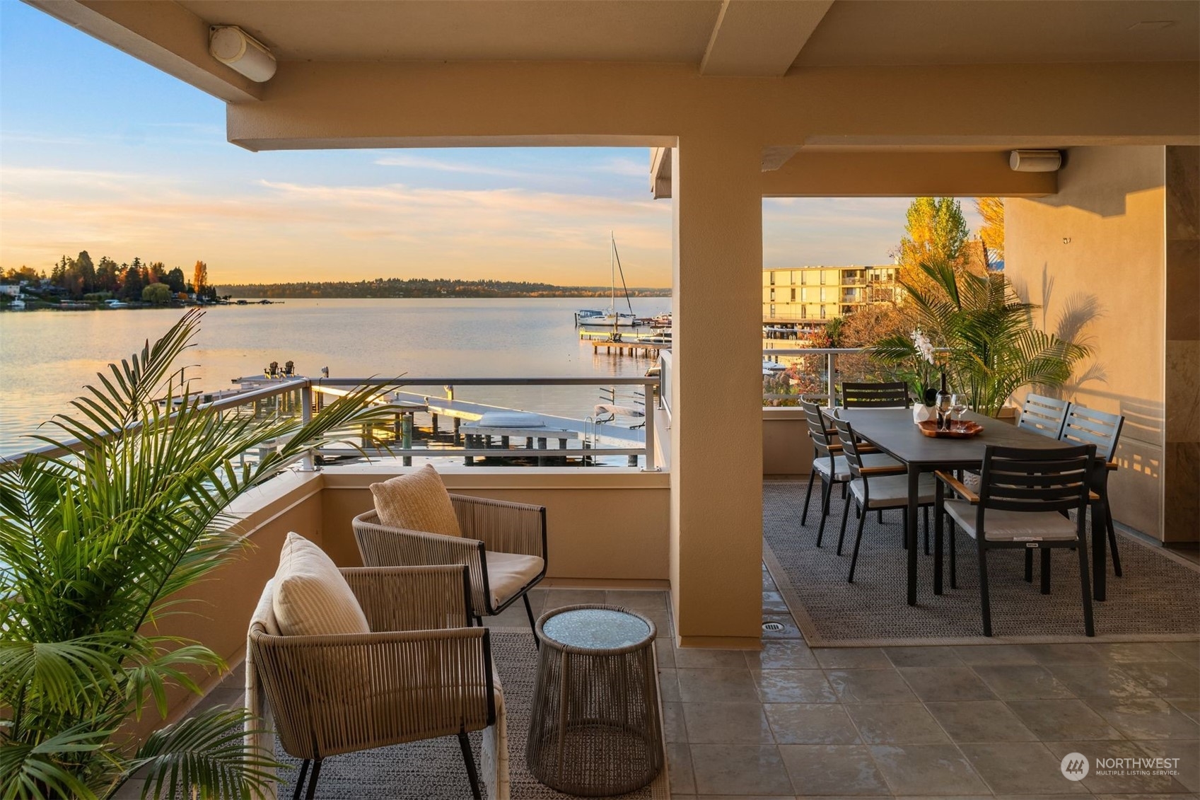 4511 Lake Washington Boulevard NE Unit: 2