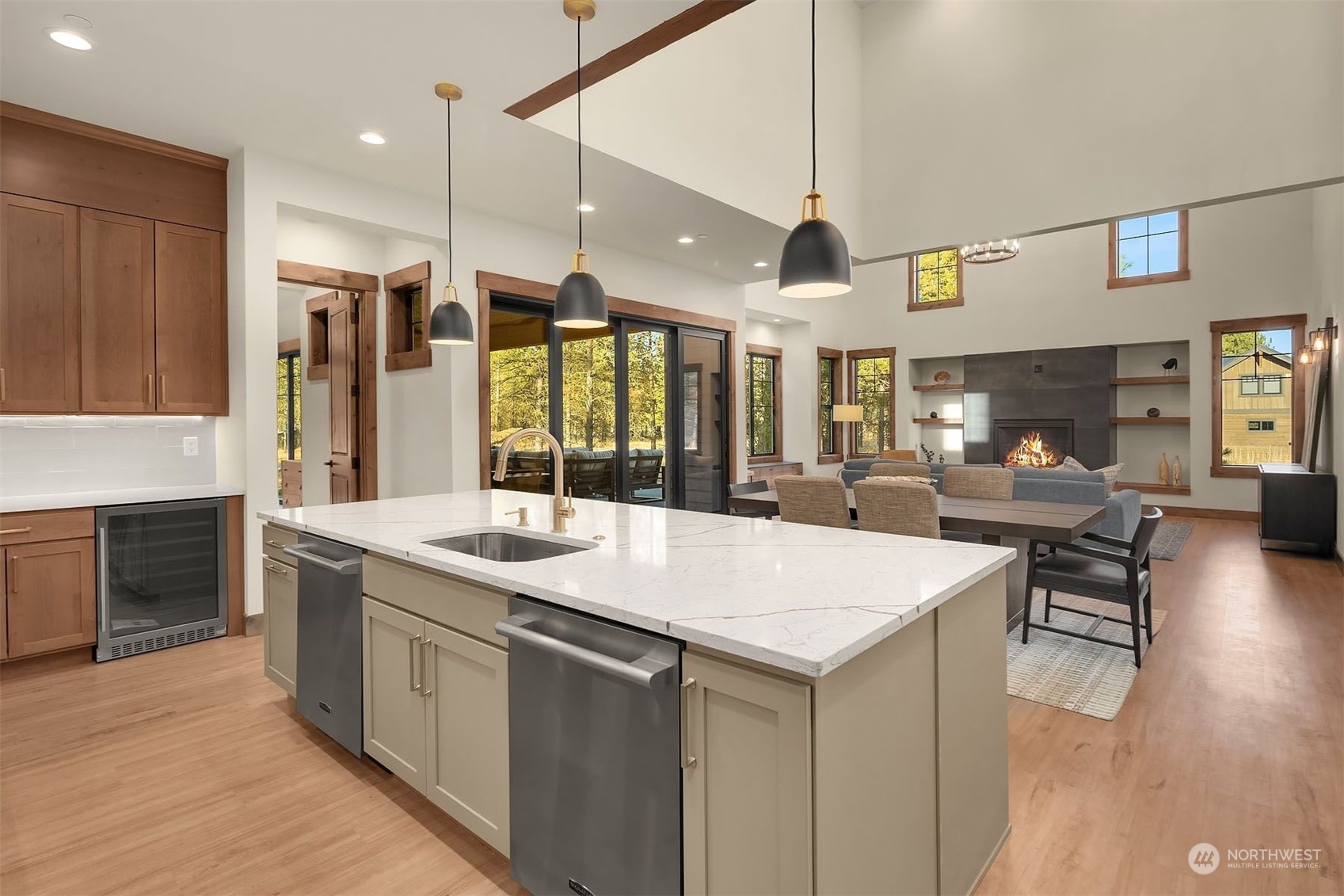 421 Southern Star Lane