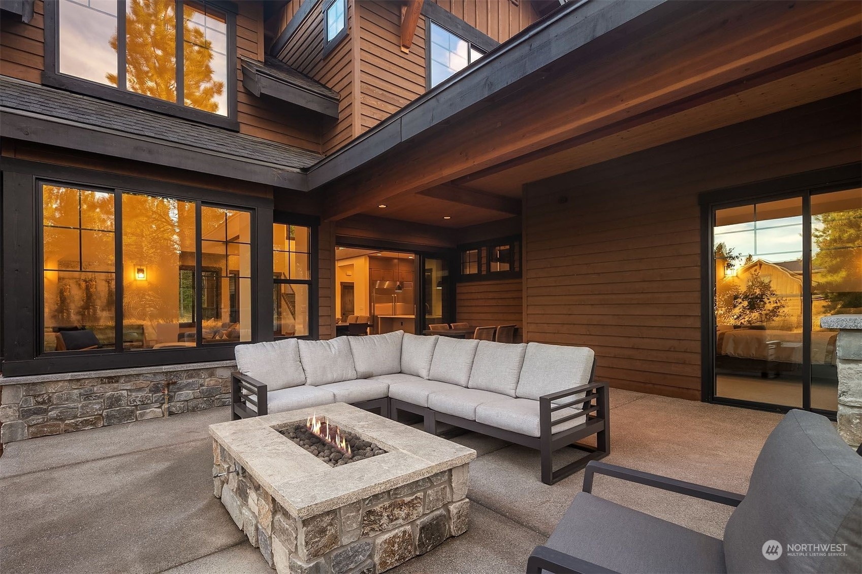 421 Southern Star Lane