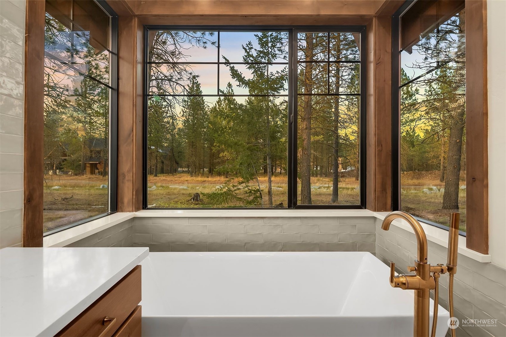 421 Southern Star Lane