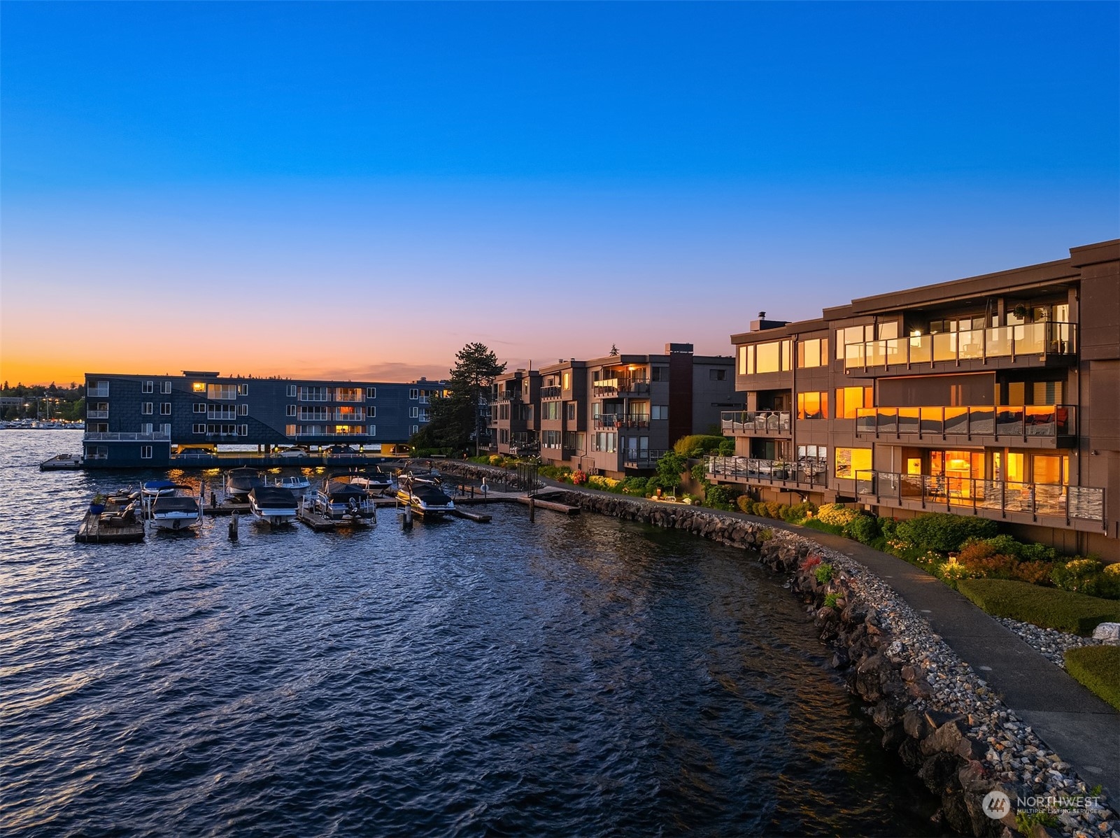 827 Lake Street S Unit: 205