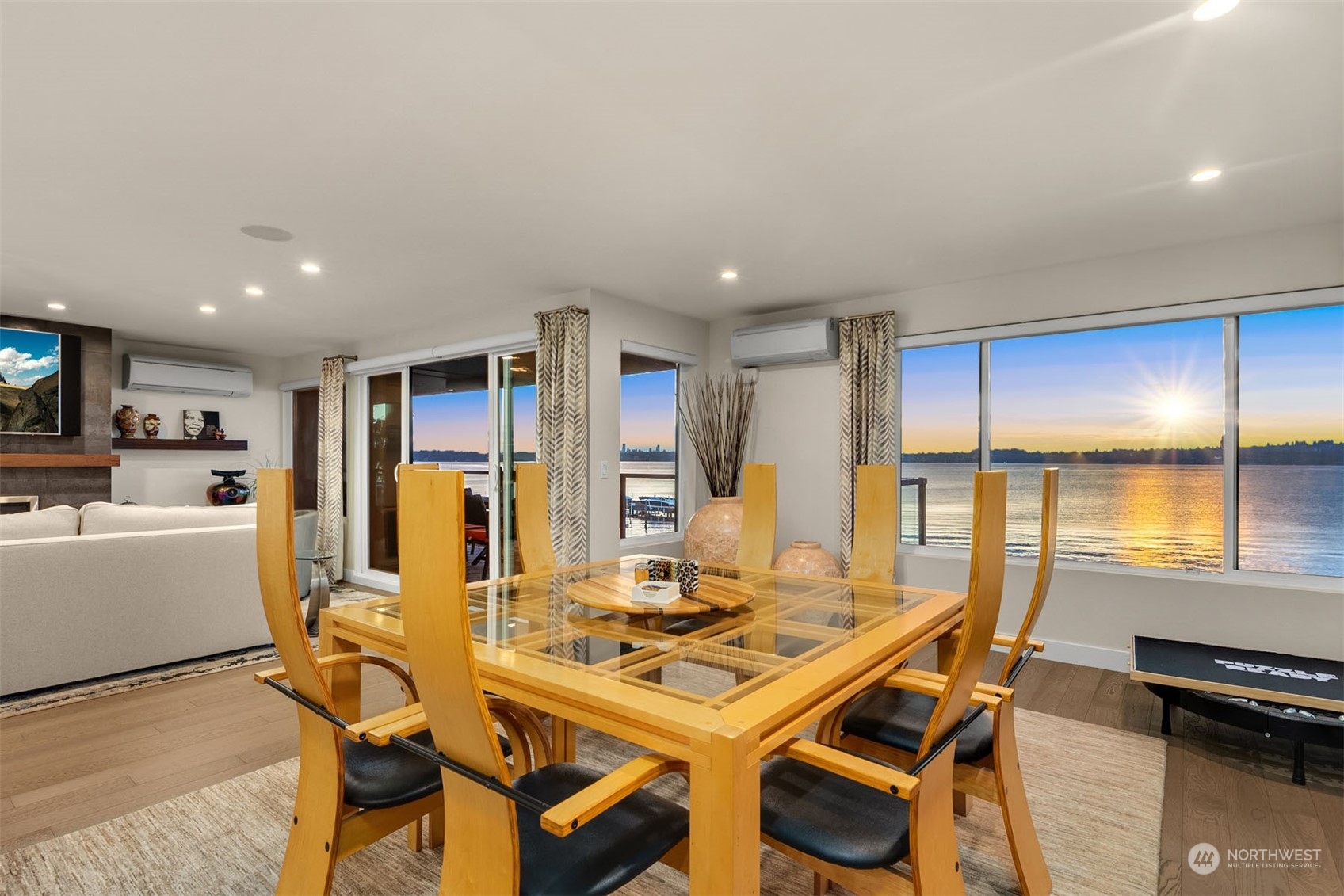 827 Lake Street S Unit: 205