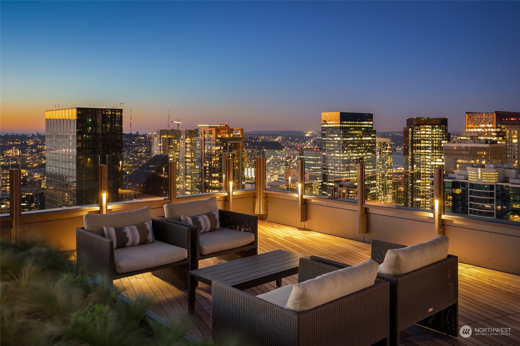 121 Stewart St Unit: 3108