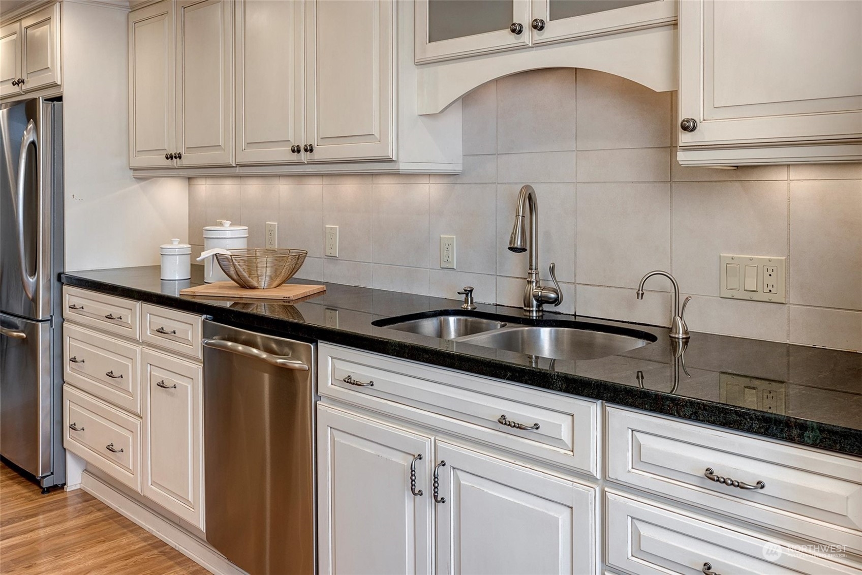 807 Lake Street S Unit: 302