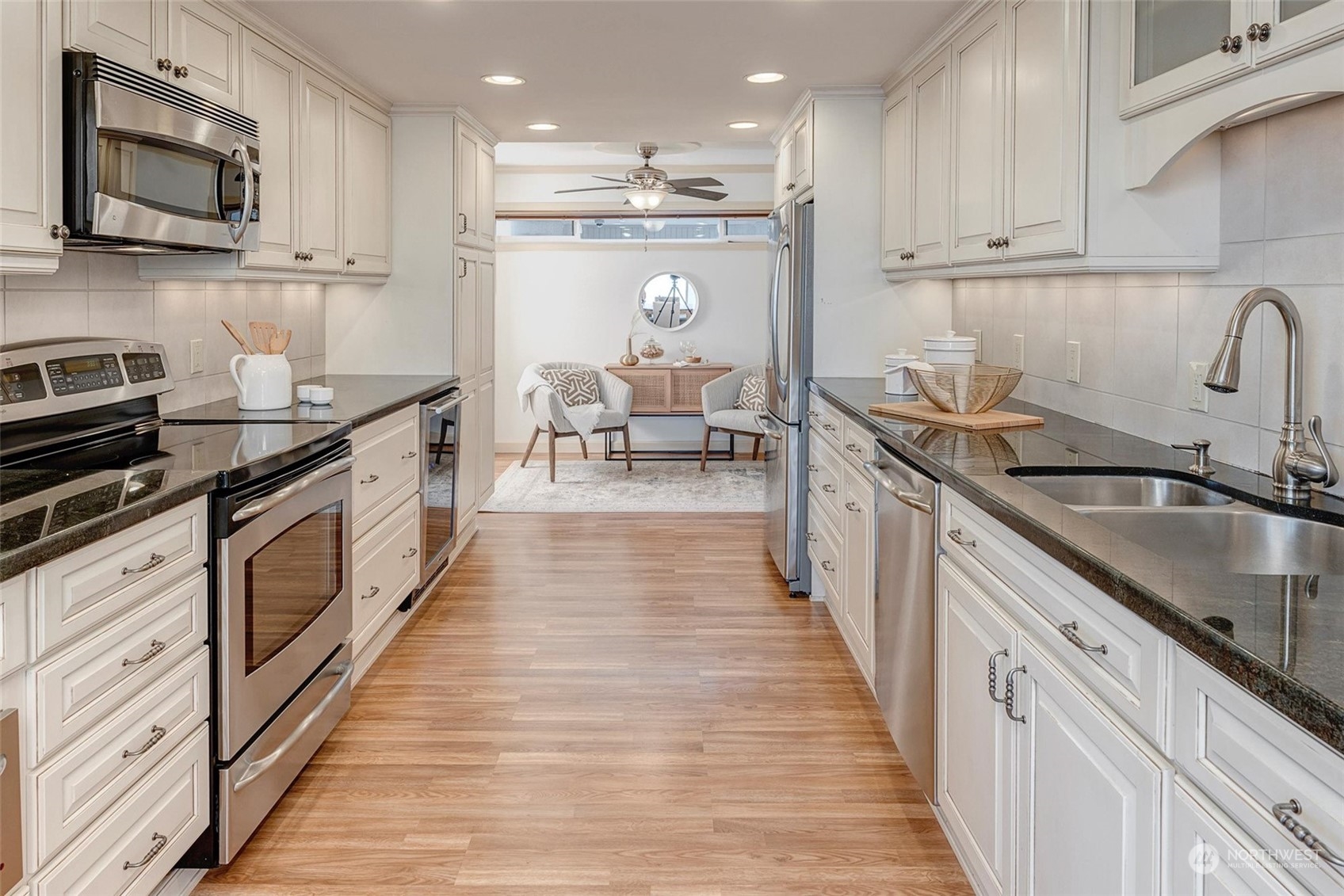 807 Lake Street S Unit: 302