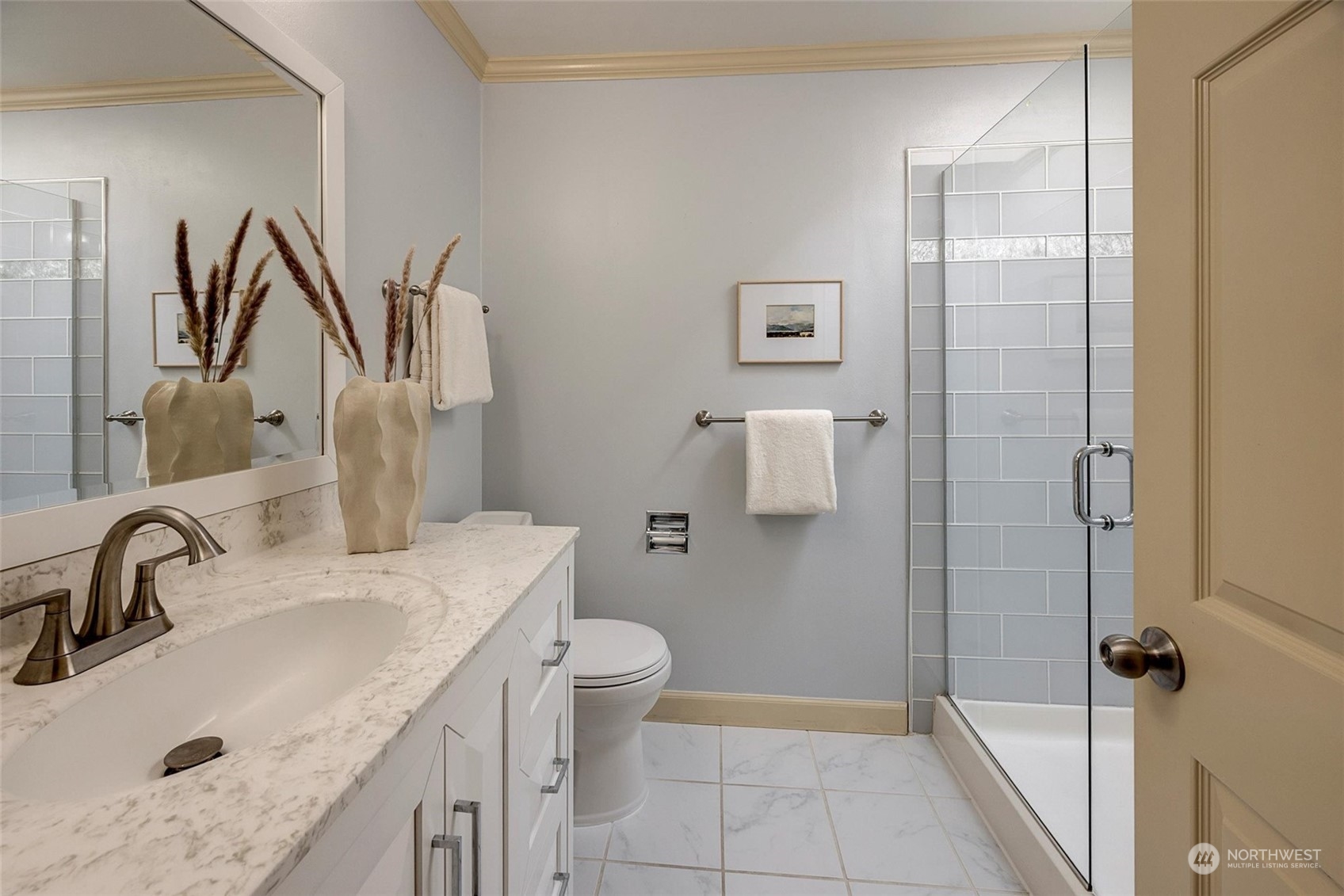 807 Lake Street S Unit: 302