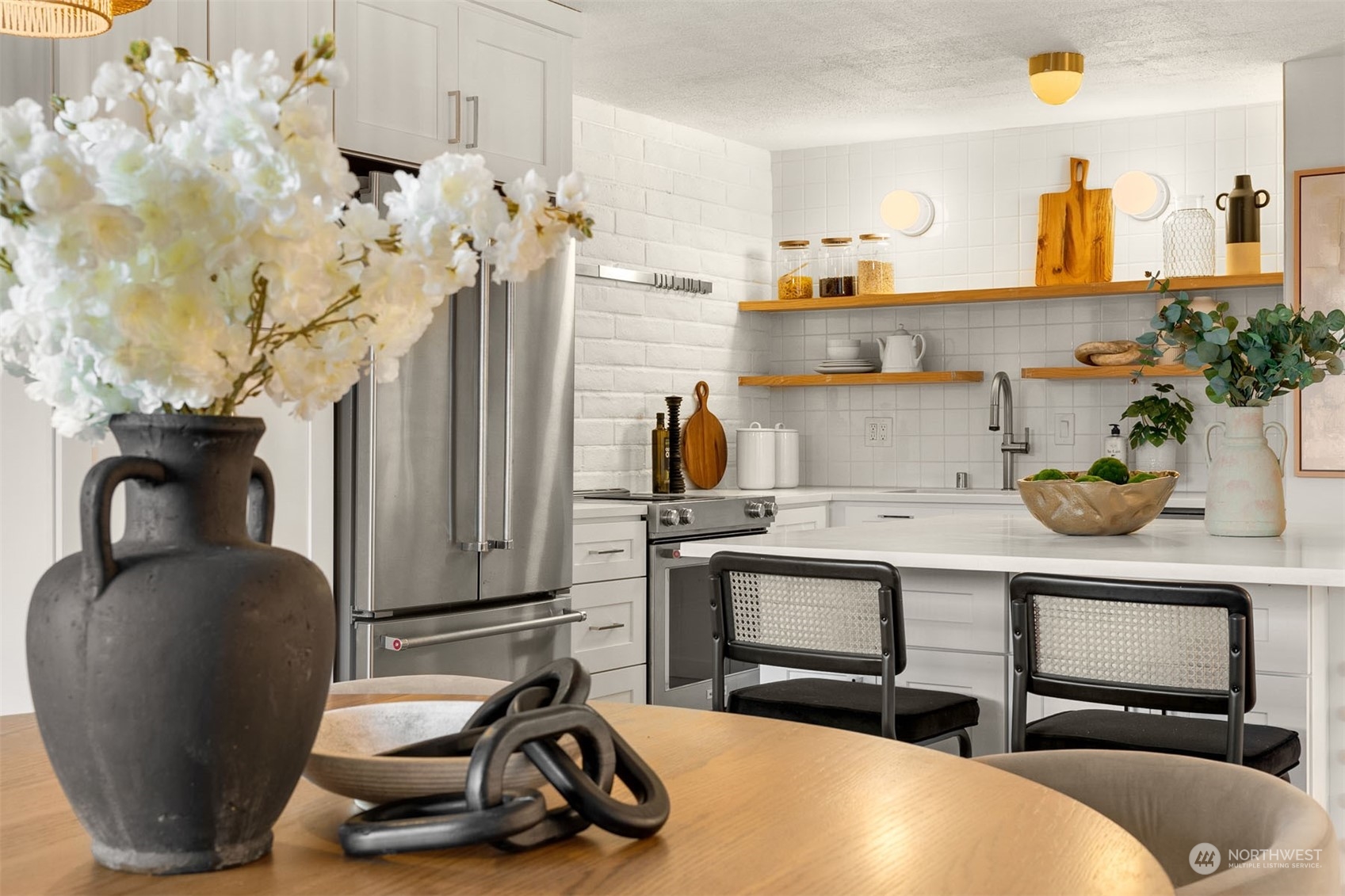 9909 NE 1st Street Unit: 103