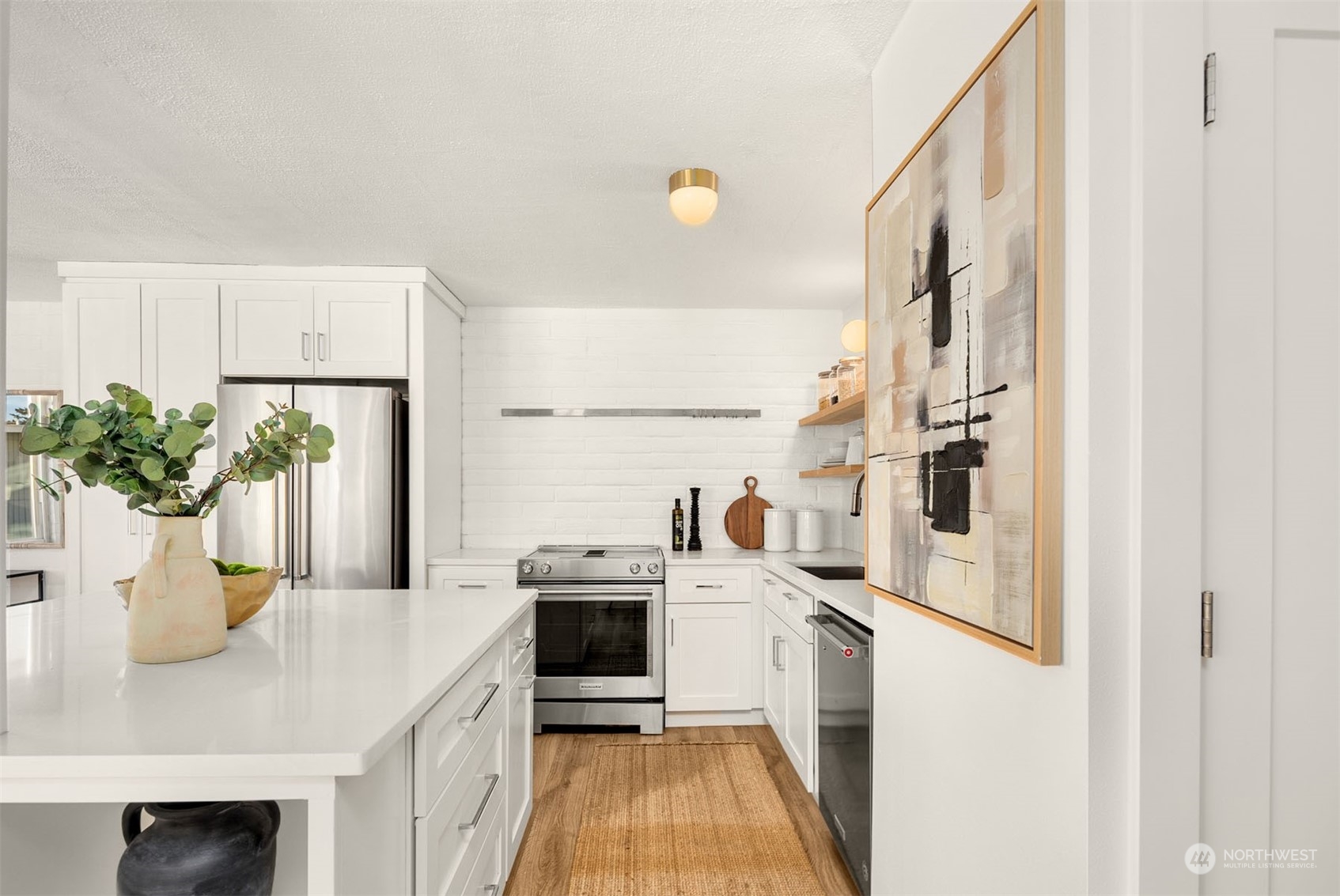 9909 NE 1st Street Unit: 103