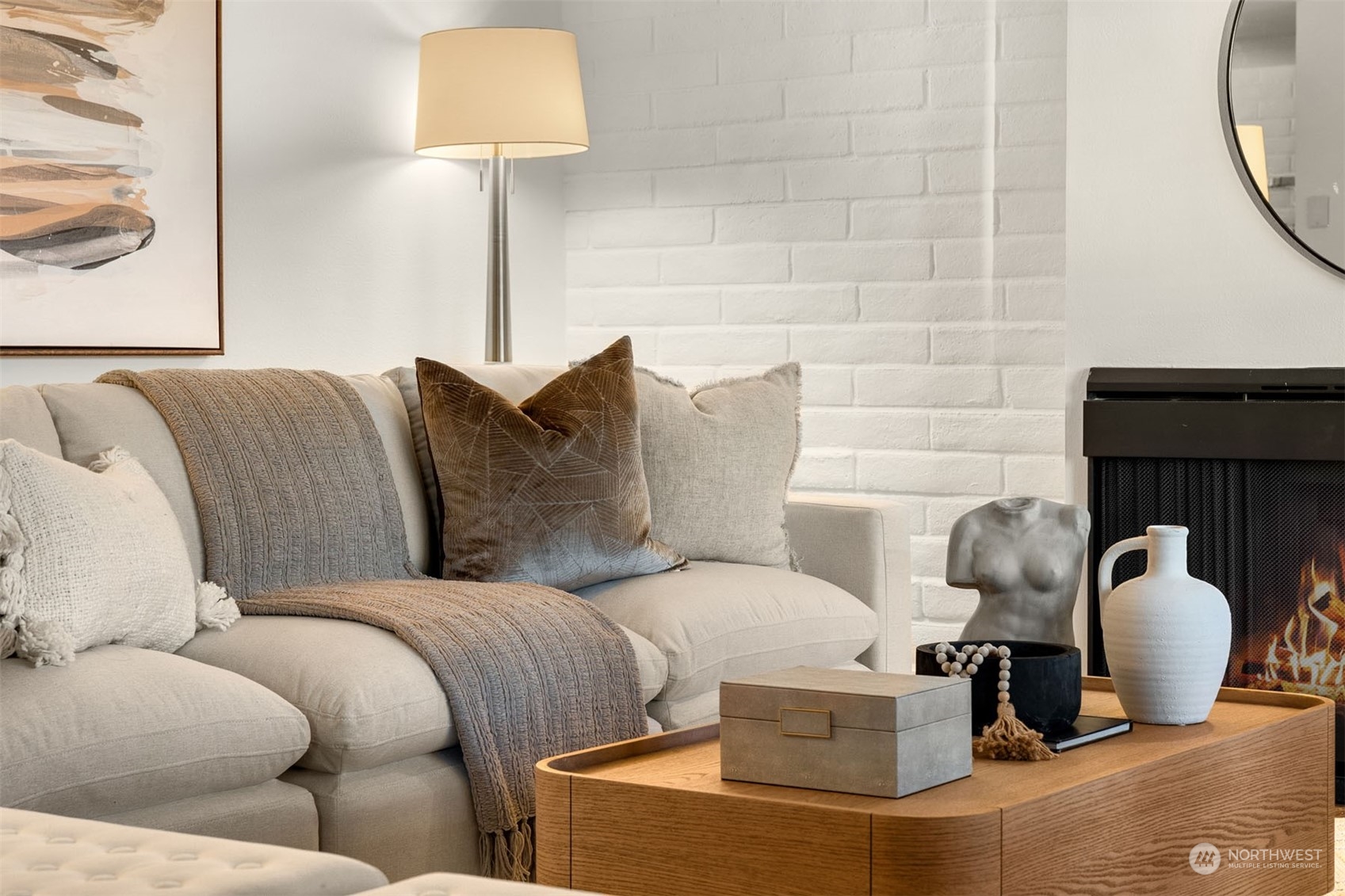 9909 NE 1st Street Unit: 103