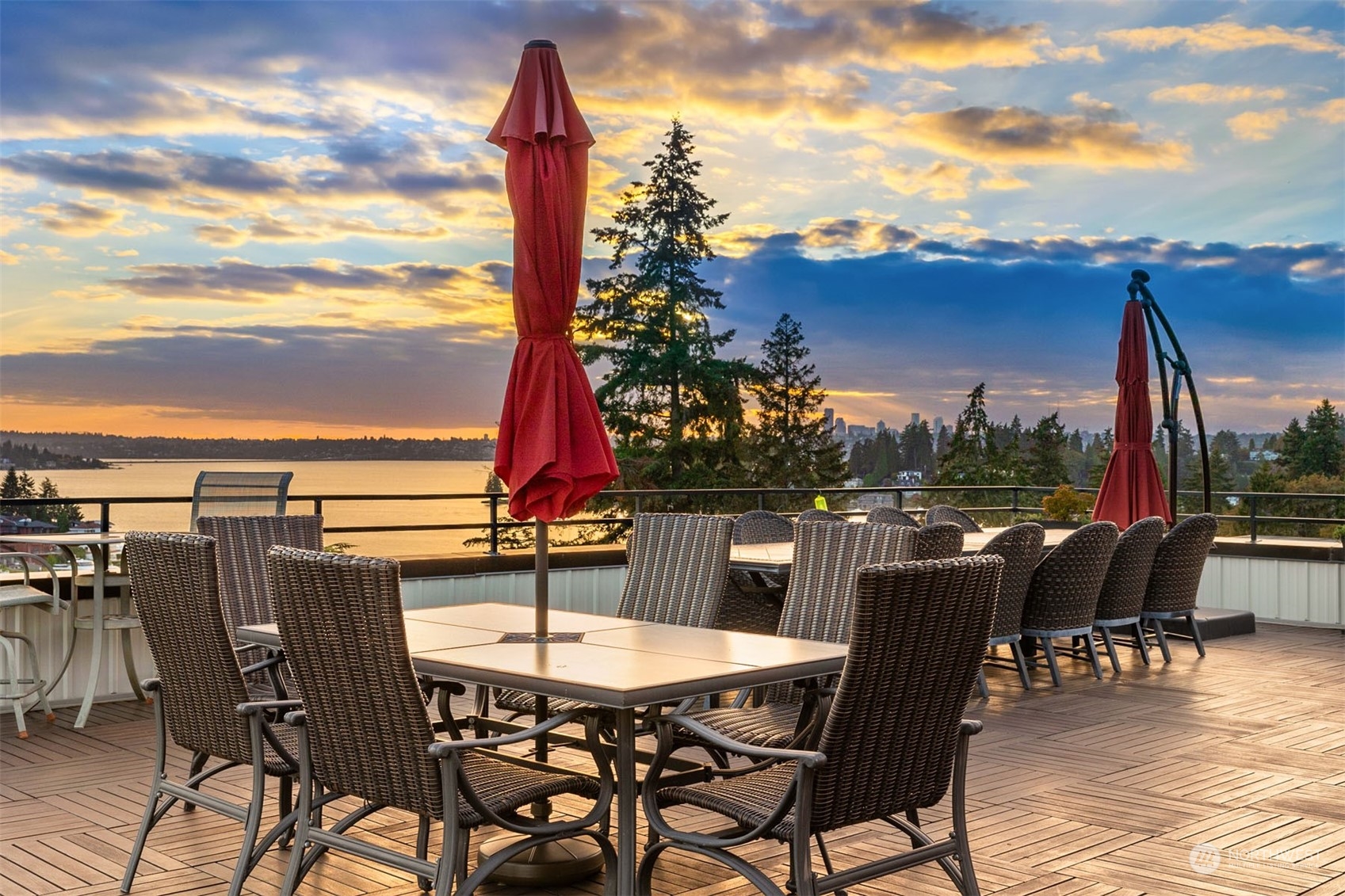 9909 NE 1st Street Unit: 103